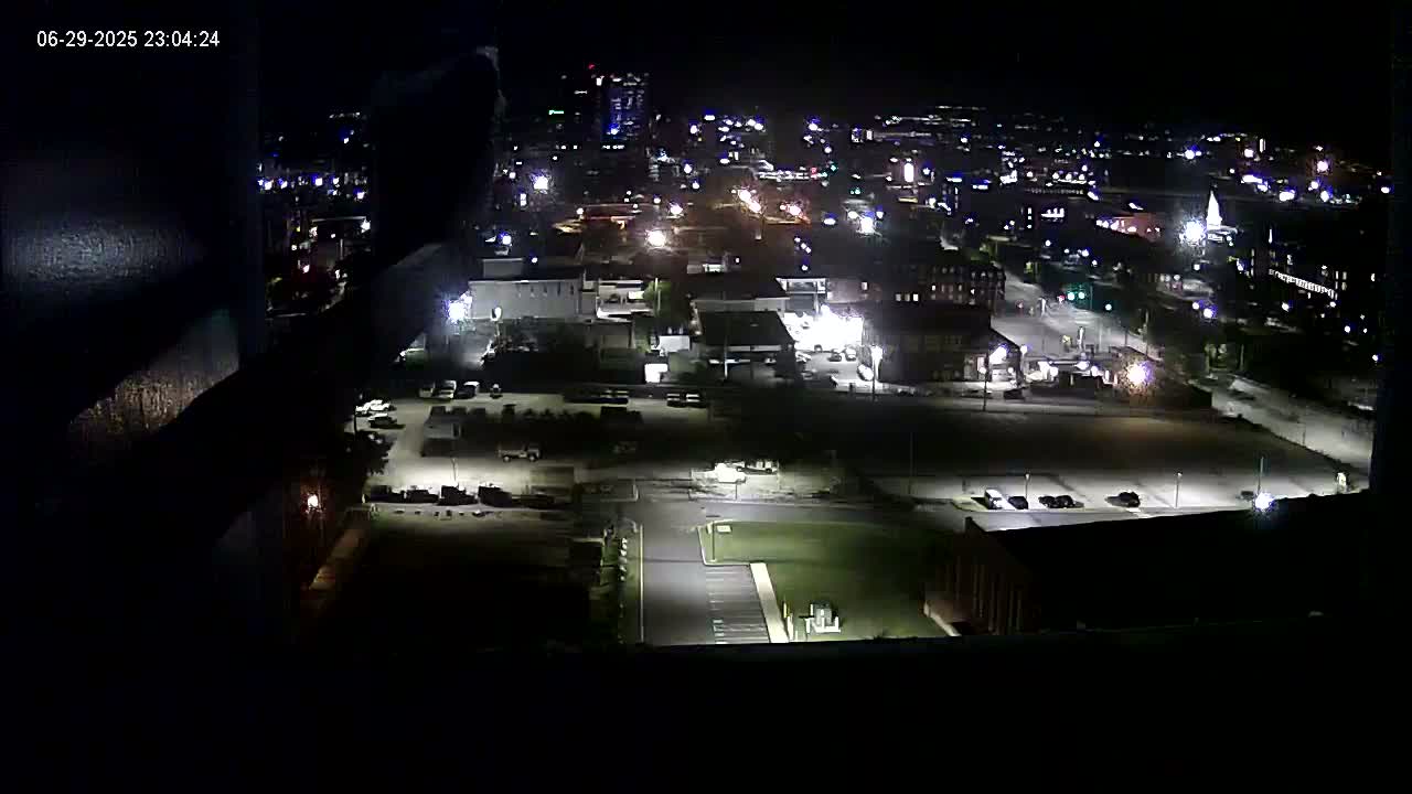 New Hampshire , Manchester City Skyline & Falcons Life Live Cam 1 - Manchester, Hillsborough, New Hampshire, USA