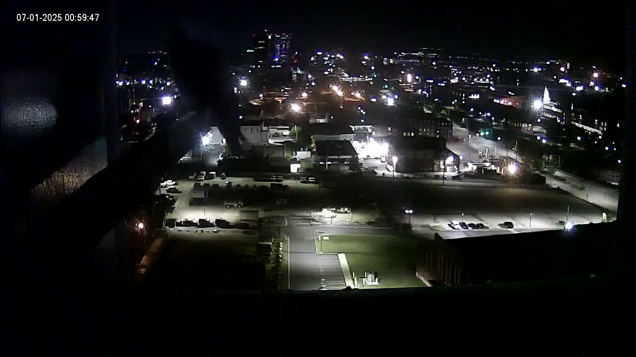 New Hampshire , Manchester City Skyline & Falcons Life Live Cam 1 - Manchester, Hillsborough, New Hampshire, USA