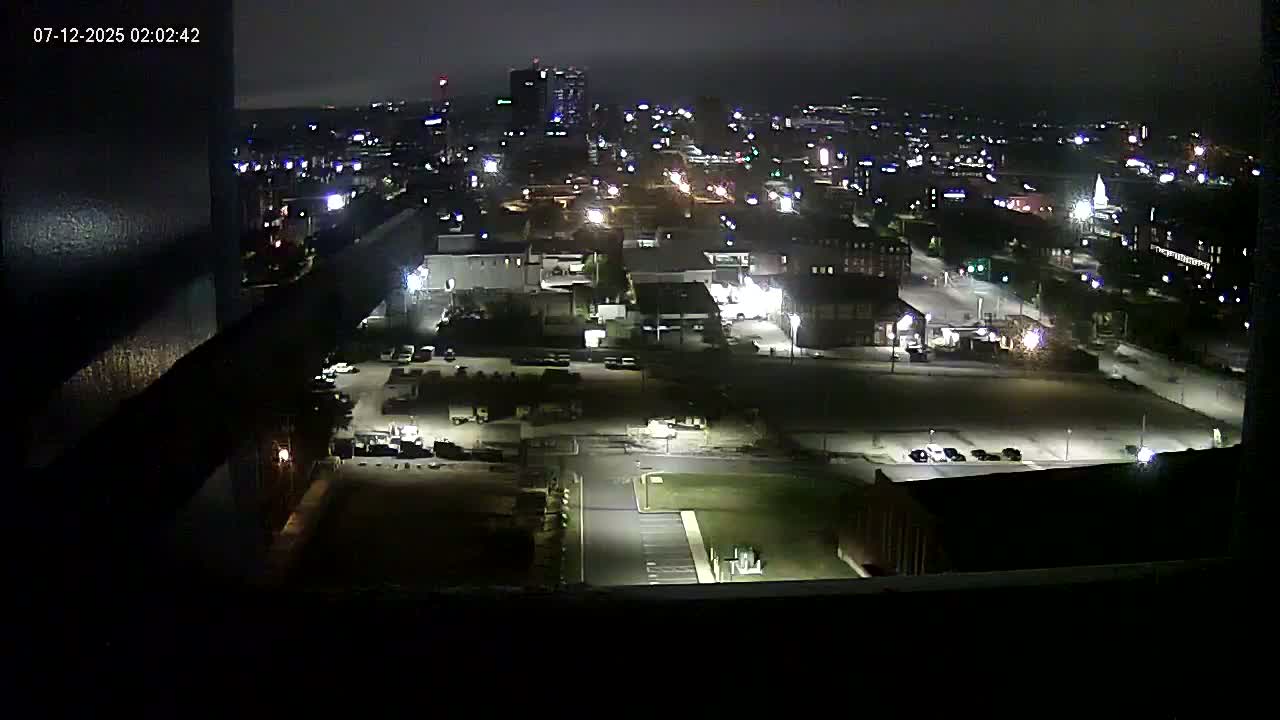 New Hampshire , Manchester City Skyline & Falcons Life Live Cam 1 - Manchester, Hillsborough, New Hampshire, USA