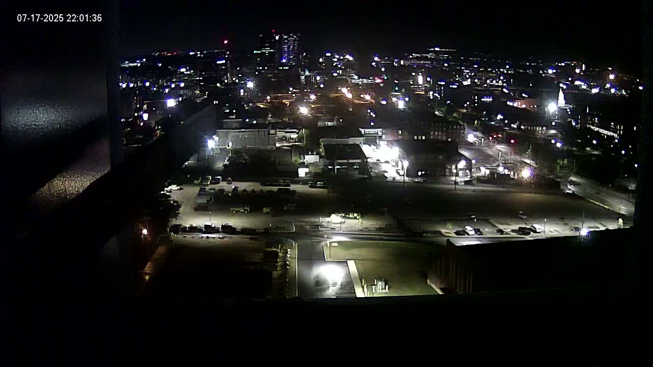 New Hampshire , Manchester City Skyline & Falcons Life Live Cam 1 - Manchester, Hillsborough, New Hampshire, USA