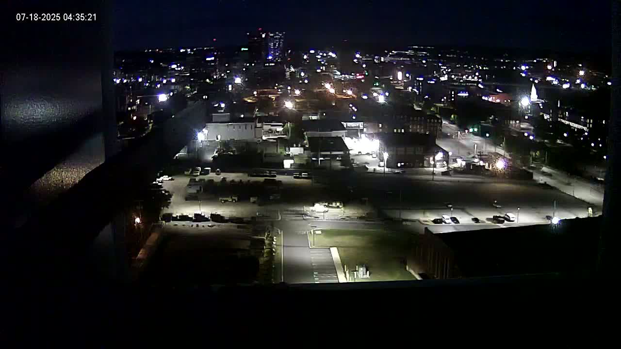 New Hampshire , Manchester City Skyline & Falcons Life Live Cam 1 - Manchester, Hillsborough, New Hampshire, USA