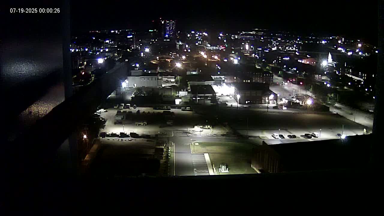 New Hampshire , Manchester City Skyline & Falcons Life Live Cam 1 - Manchester, Hillsborough, New Hampshire, USA