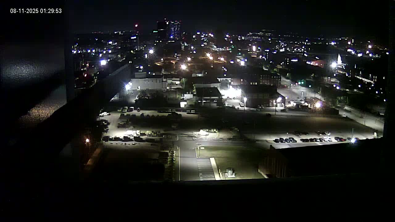 New Hampshire , Manchester City Skyline & Falcons Life Live Cam 1 - Manchester, Hillsborough, New Hampshire, USA