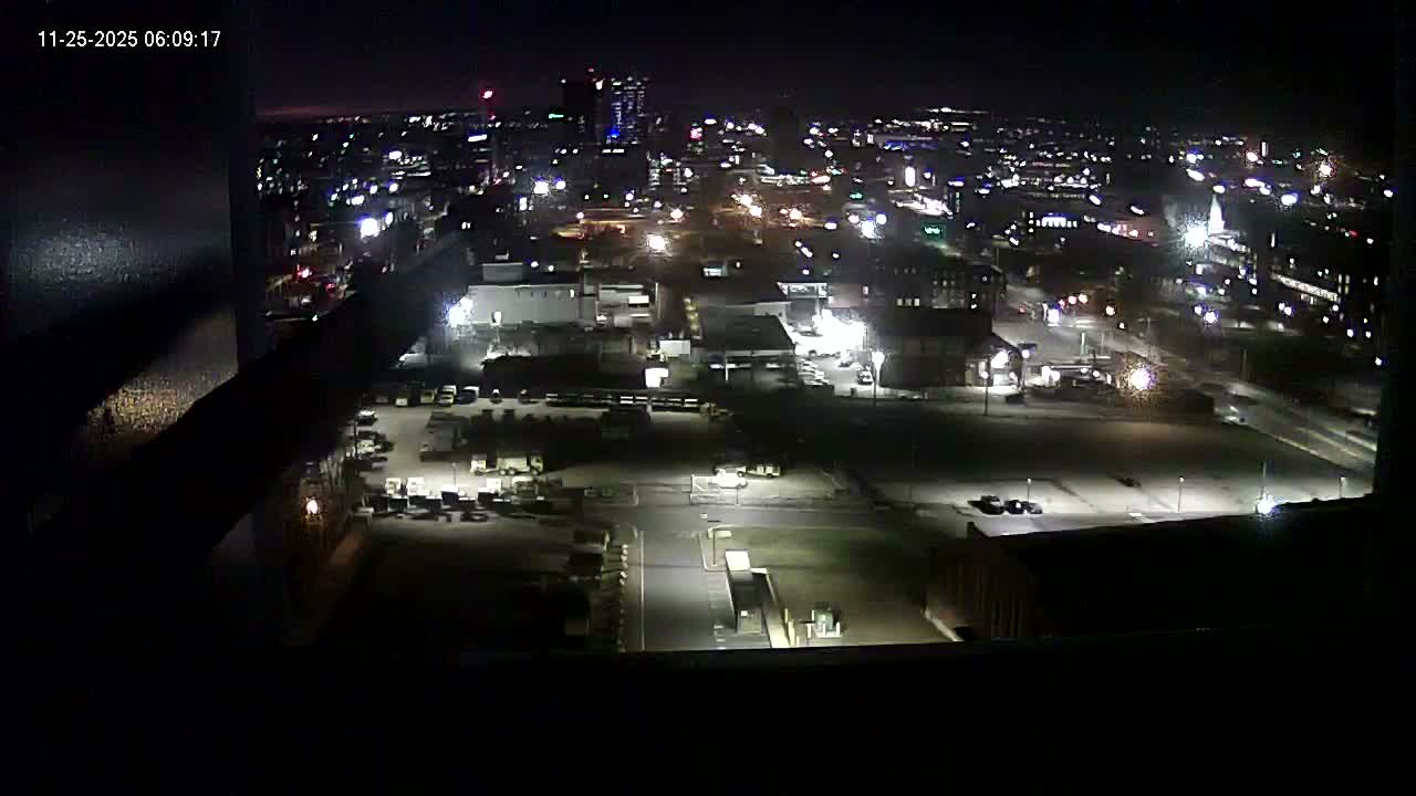 New Hampshire , Manchester City Skyline & Falcons Life Live Cam 1 - Manchester, Hillsborough, New Hampshire, USA