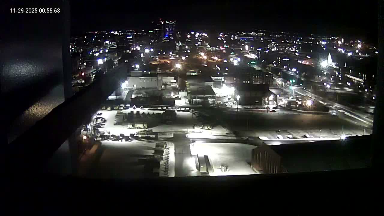 New Hampshire , Manchester City Skyline & Falcons Life Live Cam 1 - Manchester, Hillsborough, New Hampshire, USA