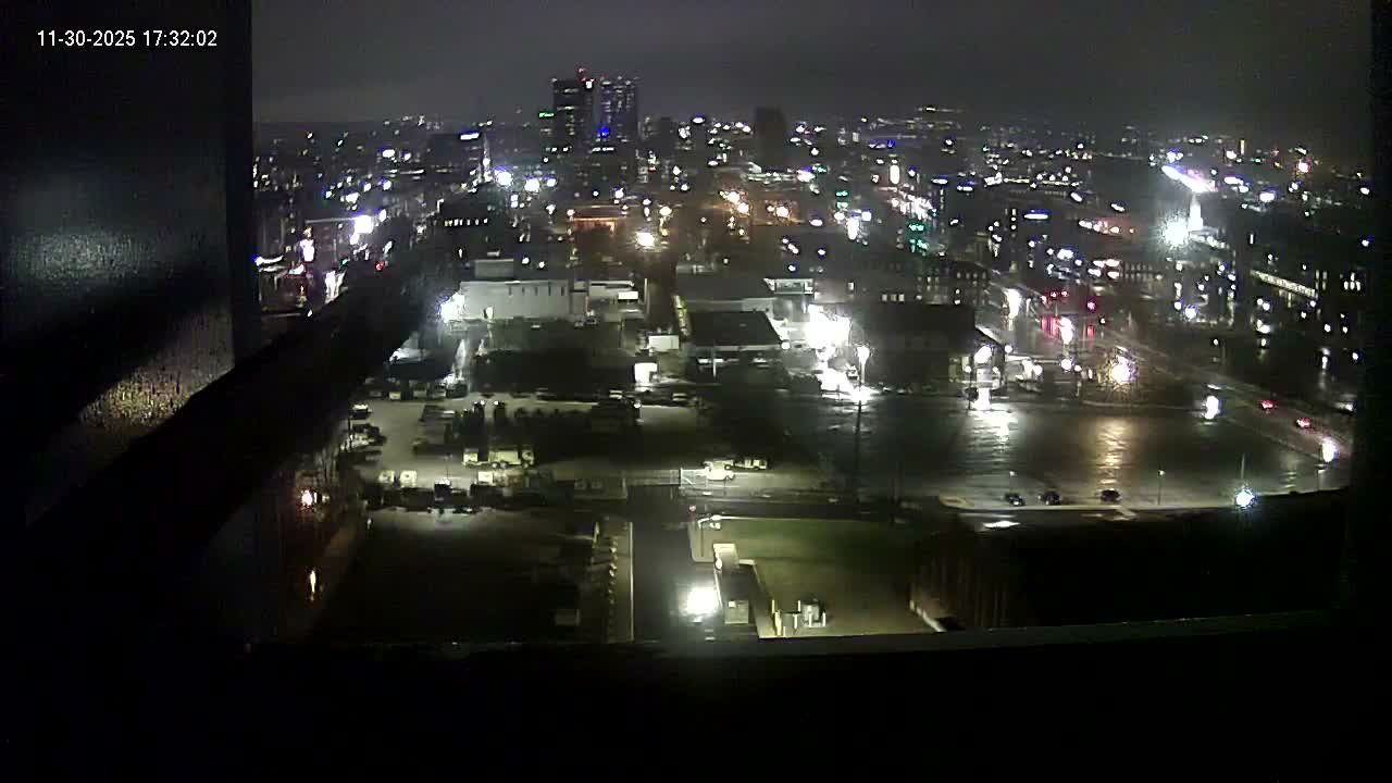 New Hampshire , Manchester City Skyline & Falcons Life Live Cam 1 - Manchester, Hillsborough, New Hampshire, USA