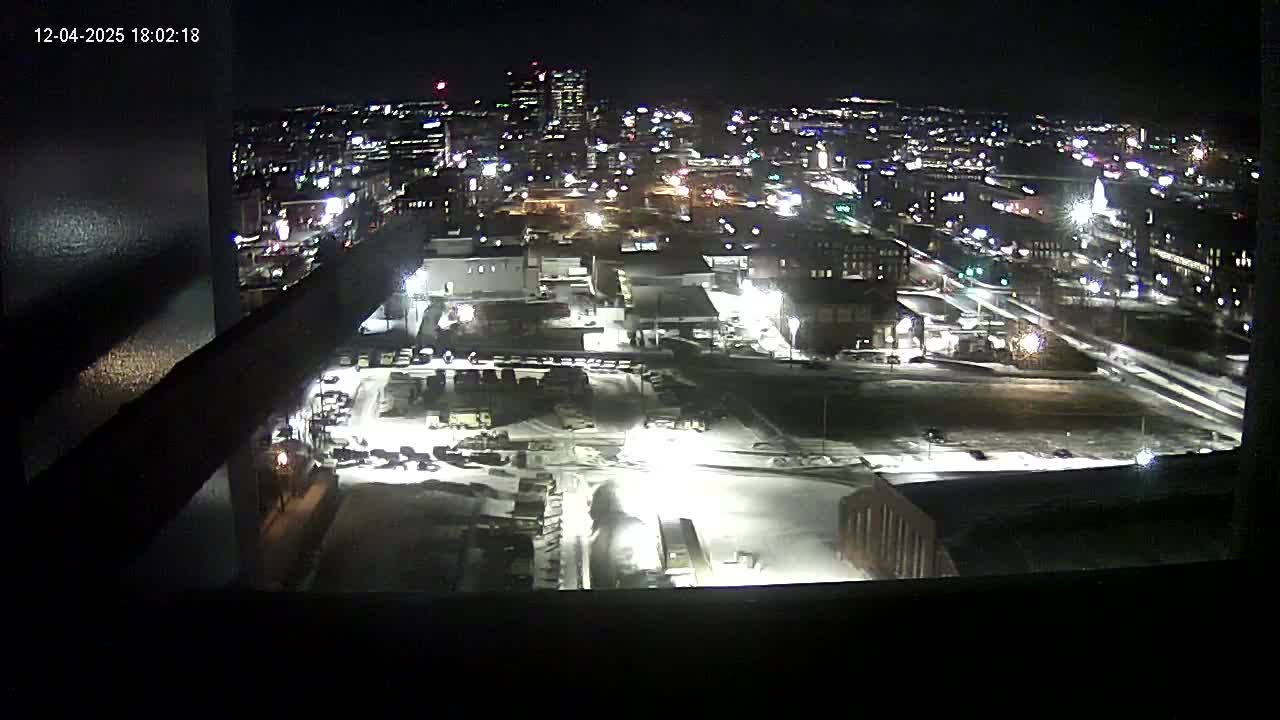 New Hampshire , Manchester City Skyline & Falcons Life Live Cam 1 - Manchester, Hillsborough, New Hampshire, USA