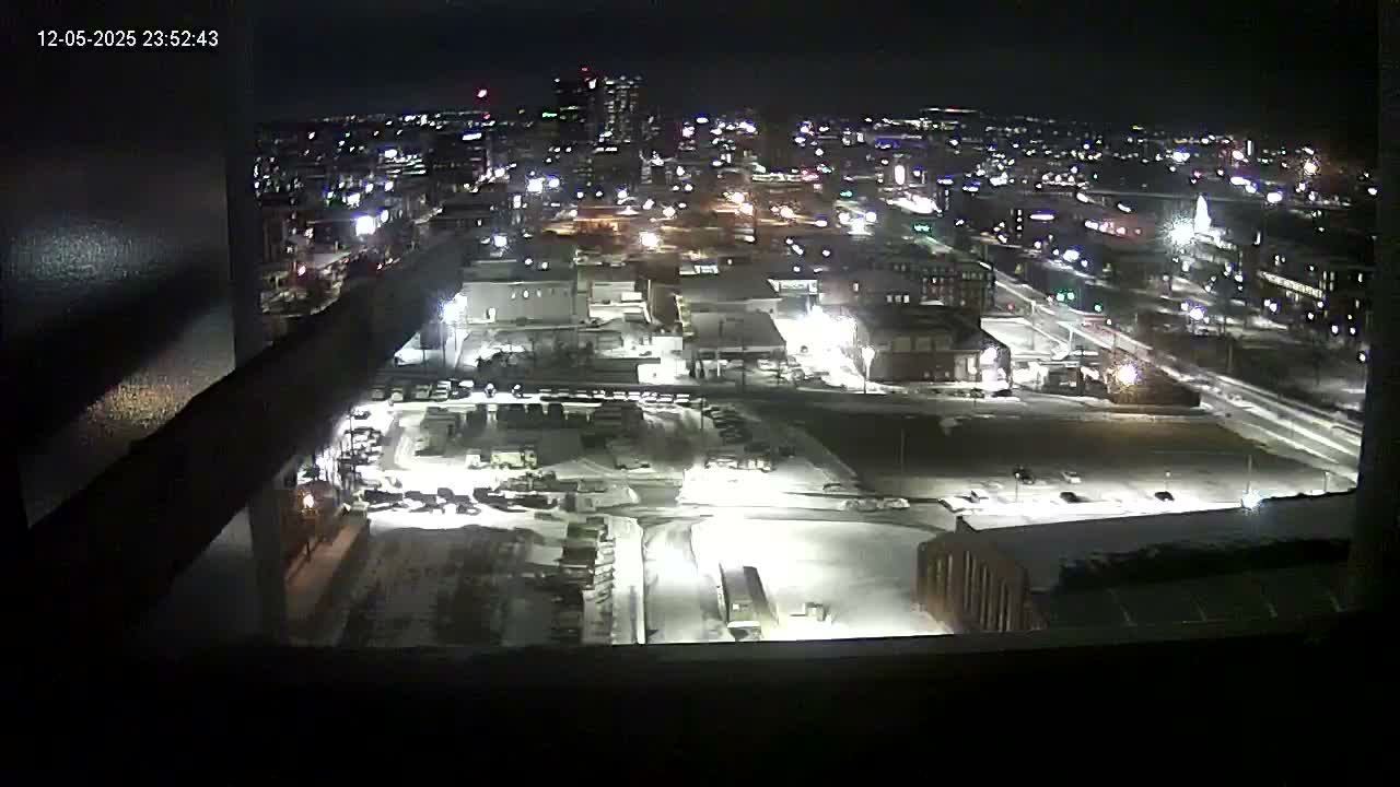 New Hampshire , Manchester City Skyline & Falcons Life Live Cam 1 - Manchester, Hillsborough, New Hampshire, USA