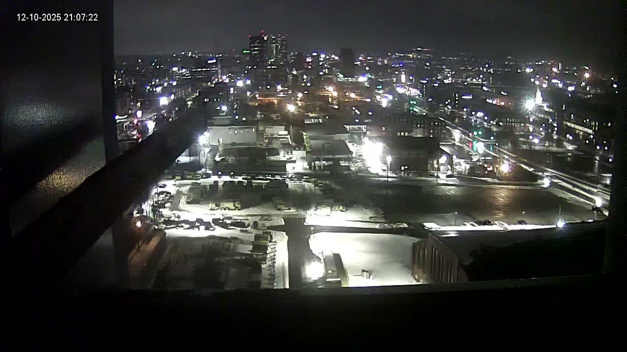 New Hampshire , Manchester City Skyline & Falcons Life Live Cam 1 - Manchester, Hillsborough, New Hampshire, USA
