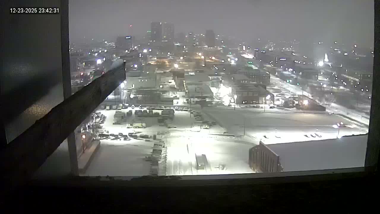 New Hampshire , Manchester City Skyline & Falcons Life Live Cam 1 - Manchester, Hillsborough, New Hampshire, USA
