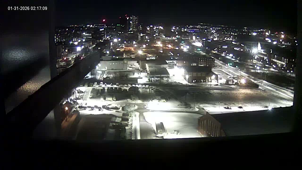 New Hampshire , Manchester City Skyline & Falcons Life Live Cam 1 - Manchester, Hillsborough, New Hampshire, USA