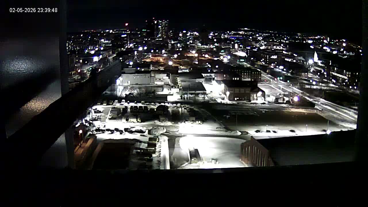 New Hampshire , Manchester City Skyline & Falcons Life Live Cam 1 - Manchester, Hillsborough, New Hampshire, USA