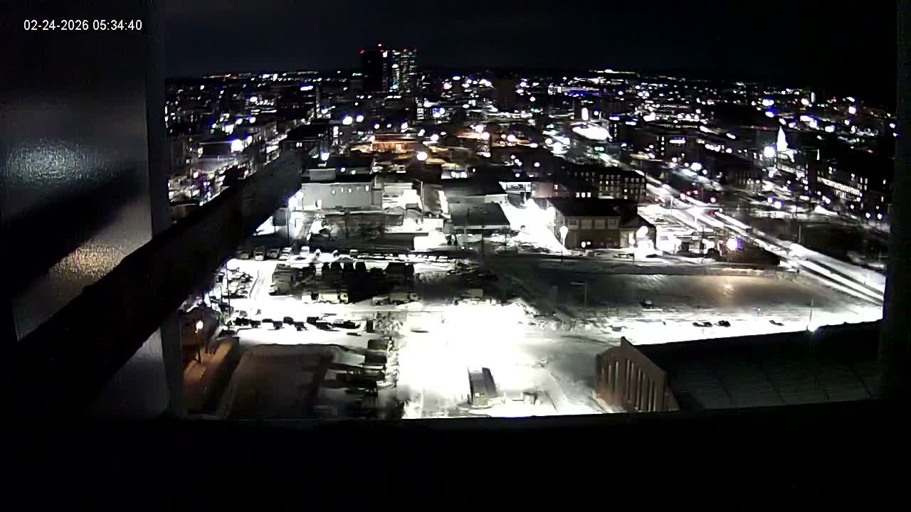 New Hampshire , Manchester City Skyline & Falcons Life Live Cam 1 - Manchester, Hillsborough, New Hampshire, USA