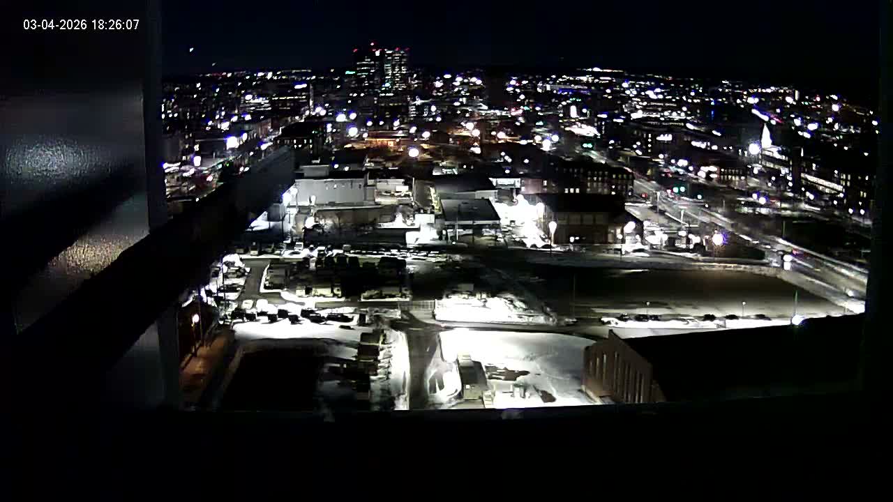 New Hampshire , Manchester City Skyline & Falcons Life Live Cam 1 - Manchester, Hillsborough, New Hampshire, USA