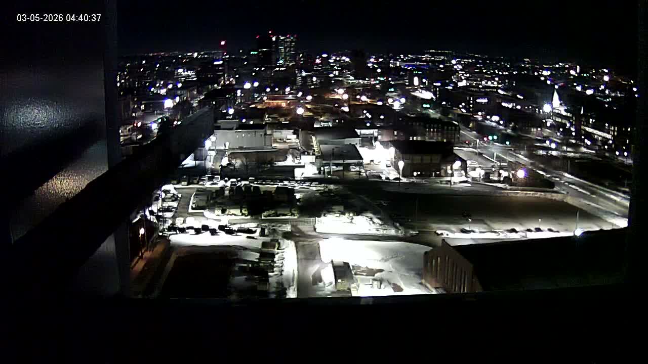 New Hampshire , Manchester City Skyline & Falcons Life Live Cam 1 - Manchester, Hillsborough, New Hampshire, USA