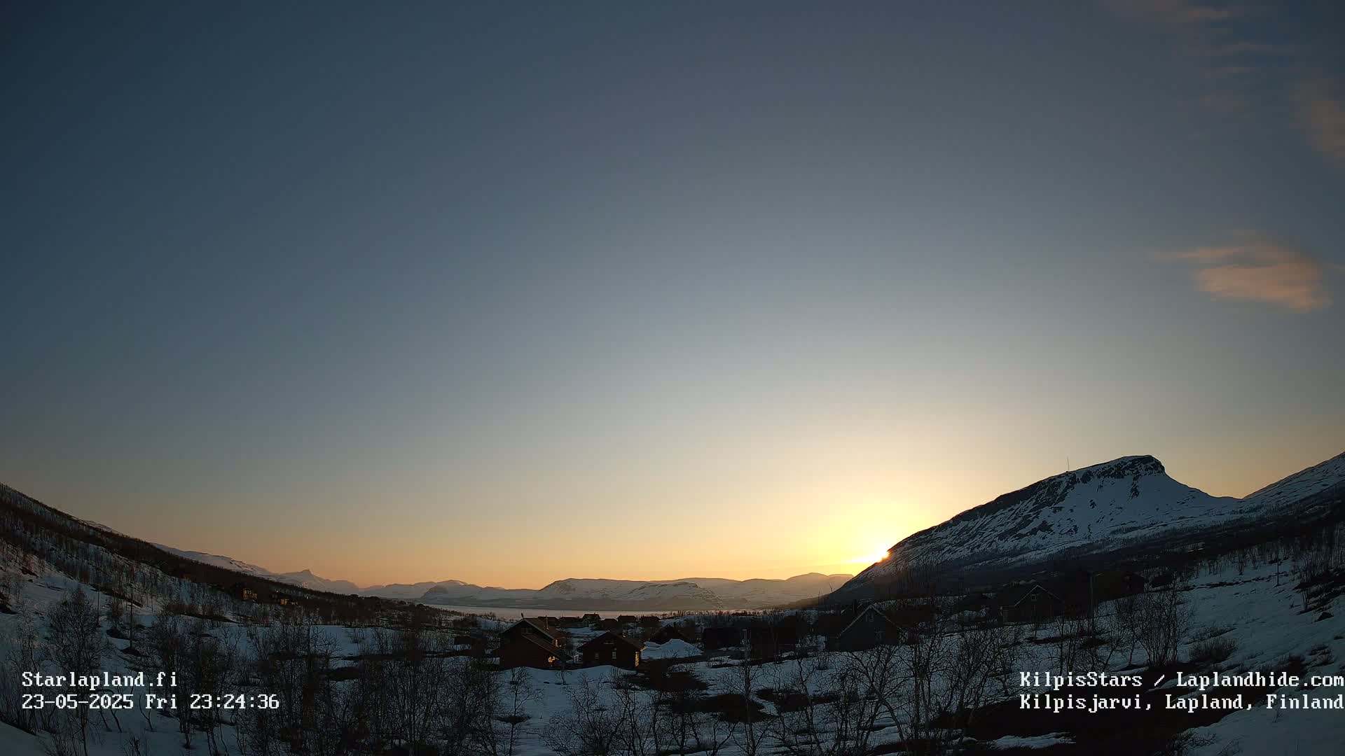 Kilpisjarvi Village , Northern Lights/Aurora Borealis Live Cam - Kilpisjärvi, Enontekiö, Lapland, Finland
