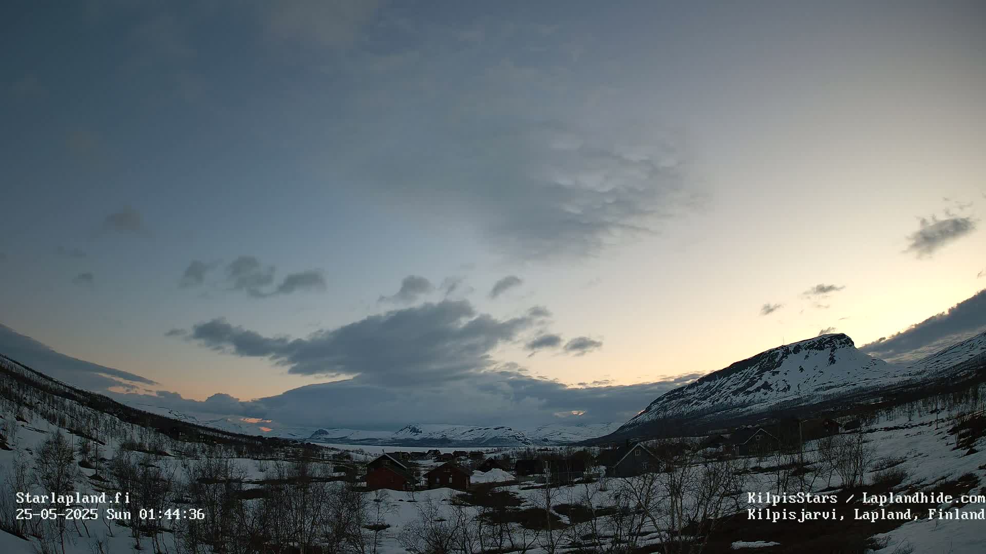 Kilpisjarvi Village , Northern Lights/Aurora Borealis Live Cam - Kilpisjärvi, Enontekiö, Lapland, Finland