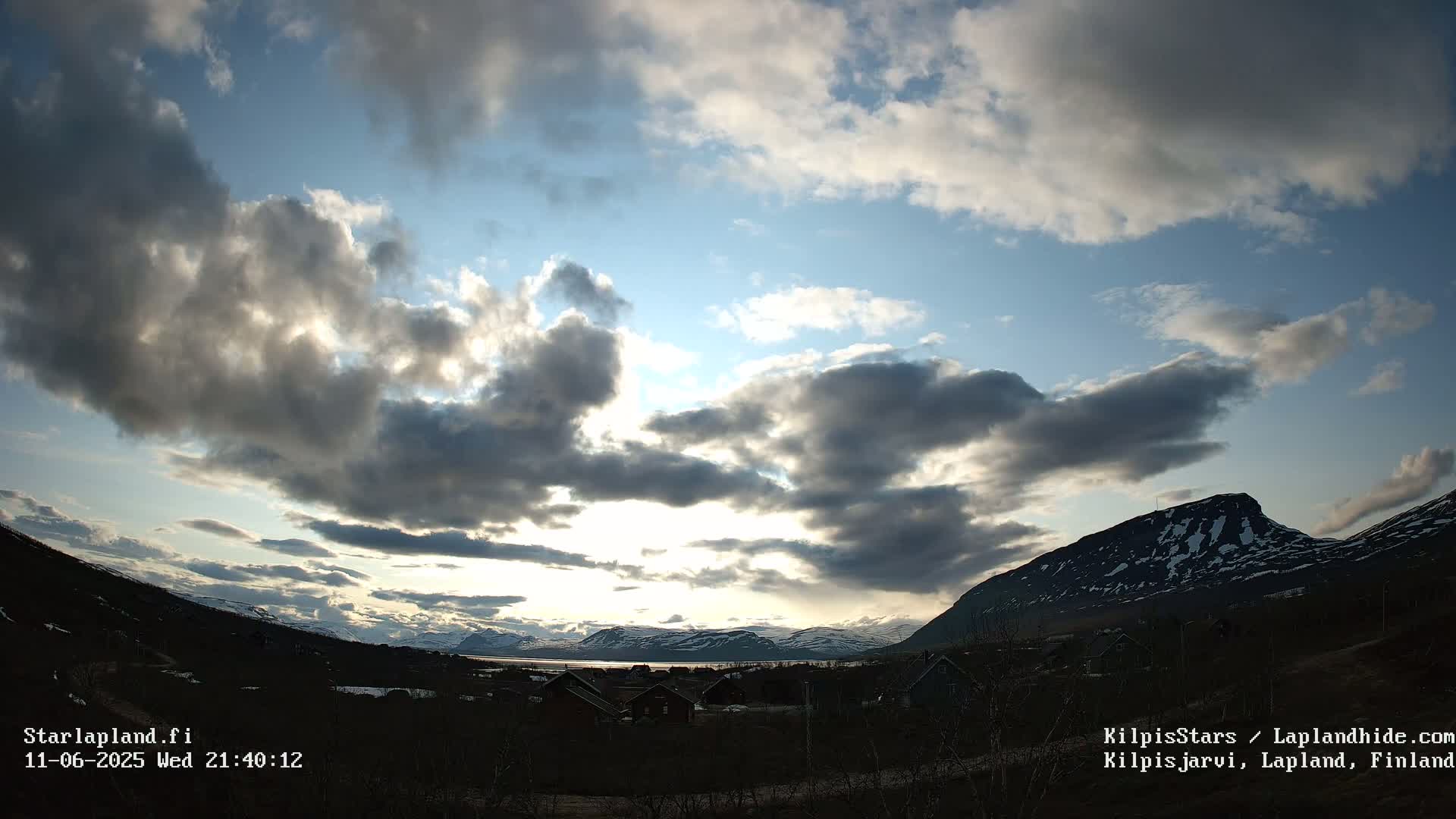 Kilpisjarvi Village , Northern Lights/Aurora Borealis Live Cam - Kilpisjärvi, Enontekiö, Lapland, Finland