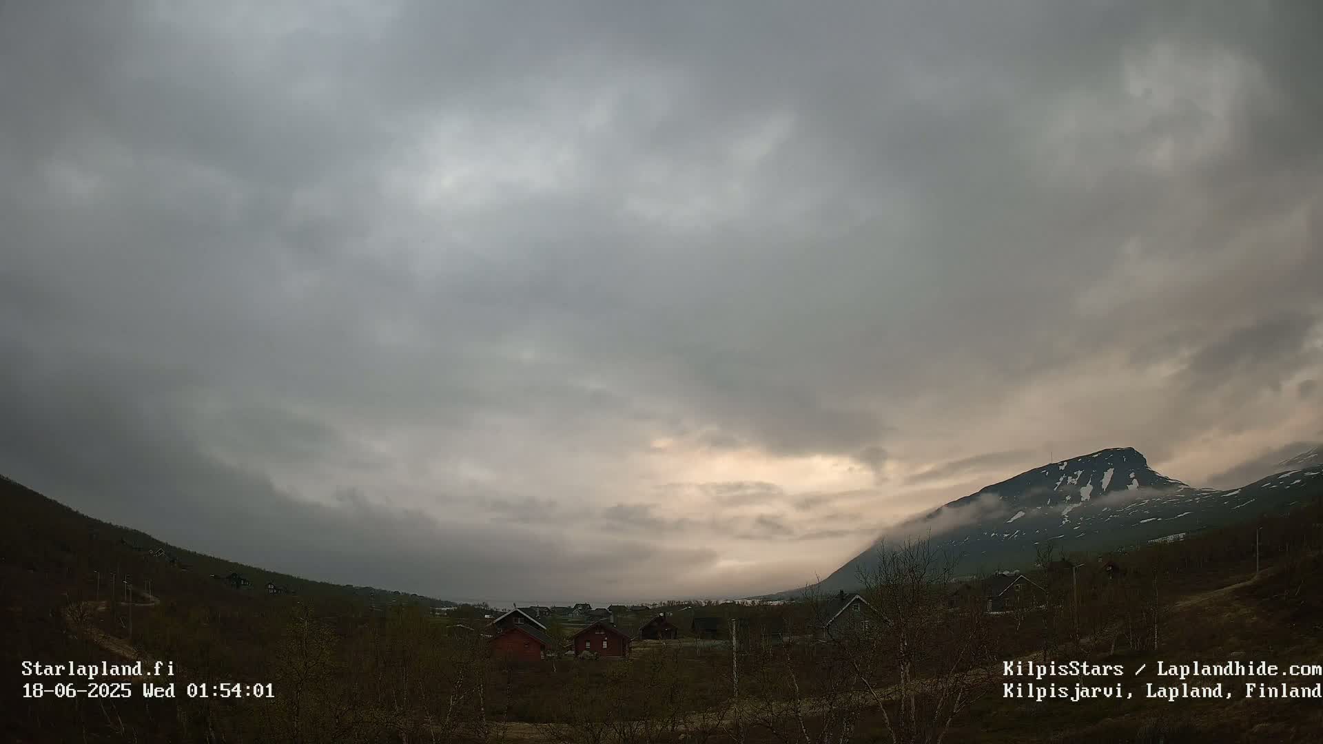 Kilpisjarvi Village , Northern Lights/Aurora Borealis Live Cam - Kilpisjärvi, Enontekiö, Lapland, Finland