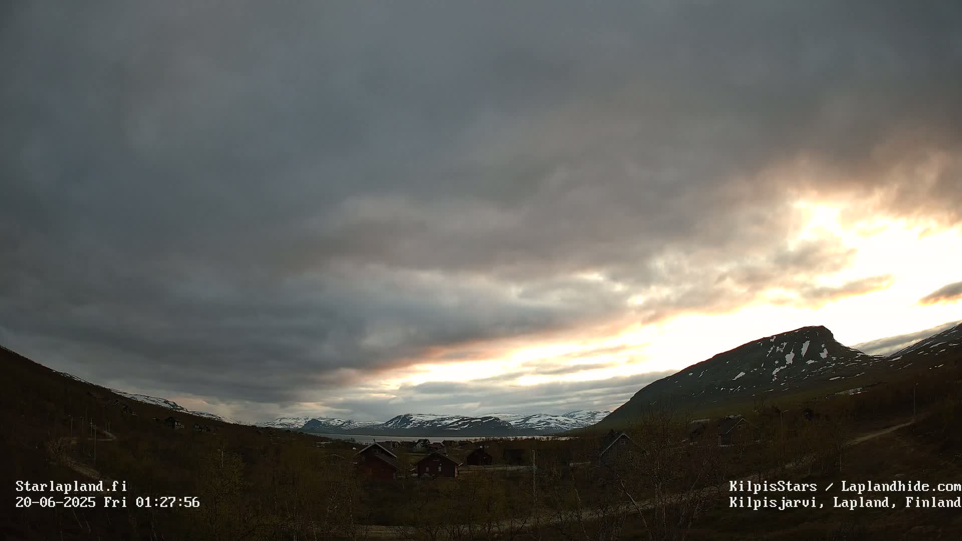 Kilpisjarvi Village , Northern Lights/Aurora Borealis Live Cam - Kilpisjärvi, Enontekiö, Lapland, Finland