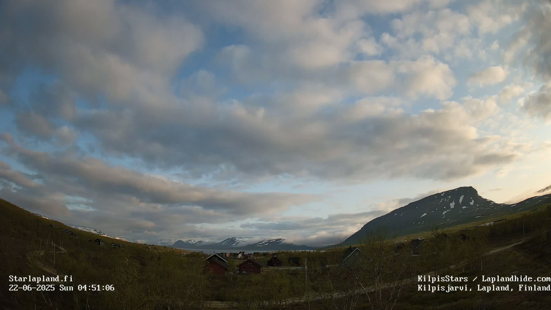 Kilpisjarvi Village , Northern Lights/Aurora Borealis Live Cam - Kilpisjärvi, Enontekiö, Lapland, Finland