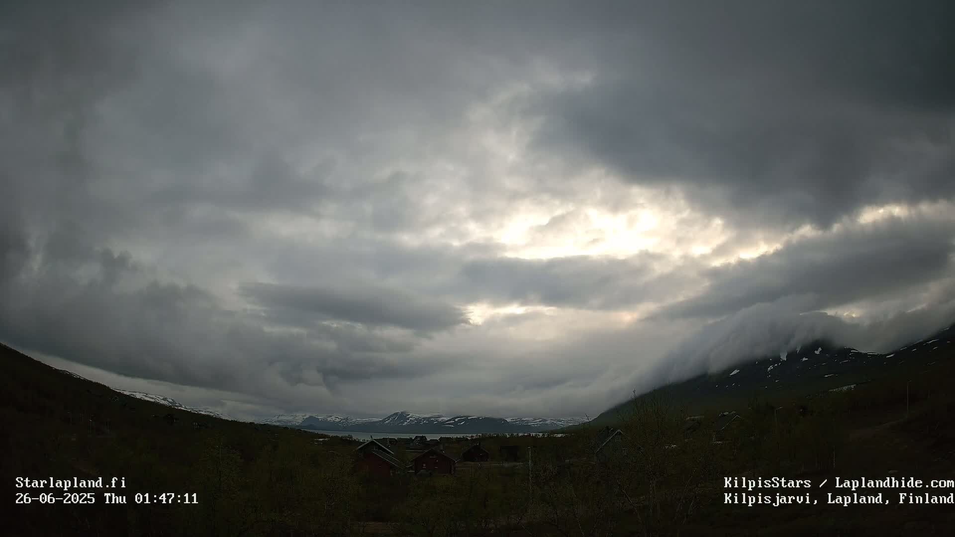 Kilpisjarvi Village , Northern Lights/Aurora Borealis Live Cam - Kilpisjärvi, Enontekiö, Lapland, Finland