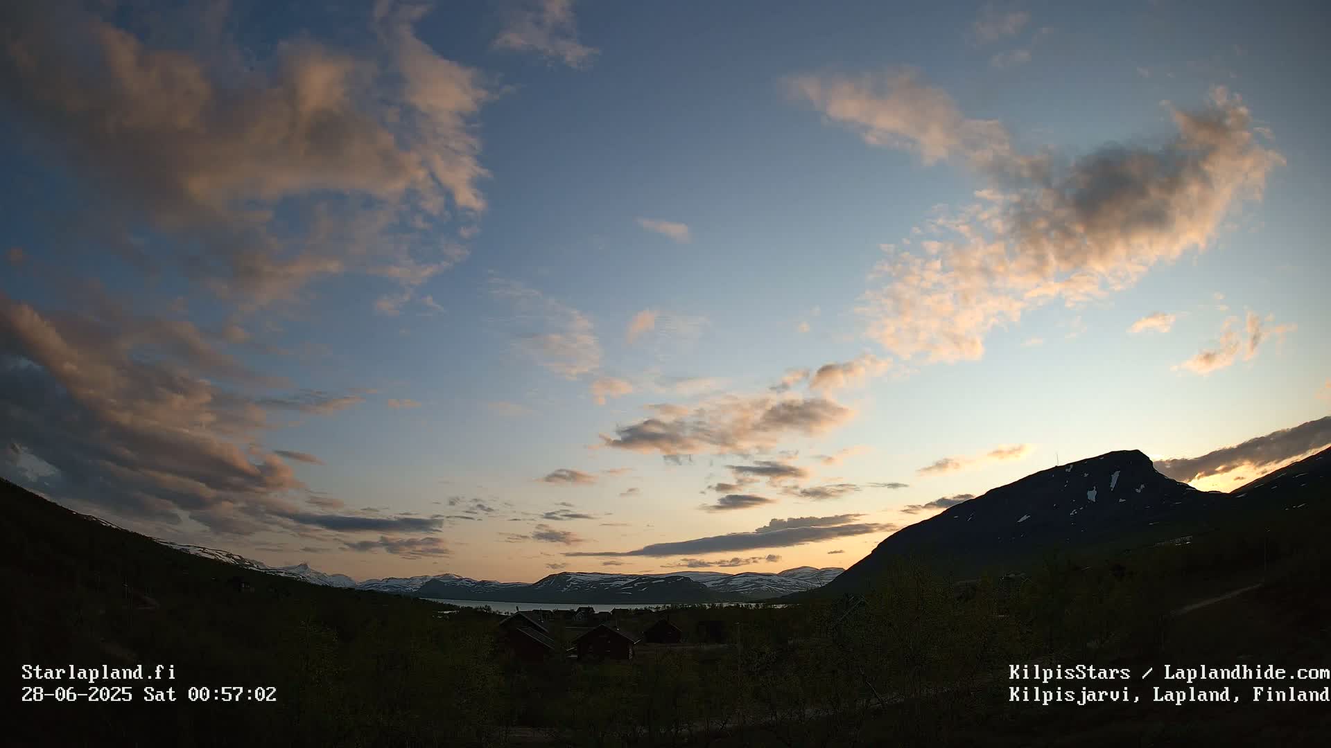 Kilpisjarvi Village , Northern Lights/Aurora Borealis Live Cam - Kilpisjärvi, Enontekiö, Lapland, Finland