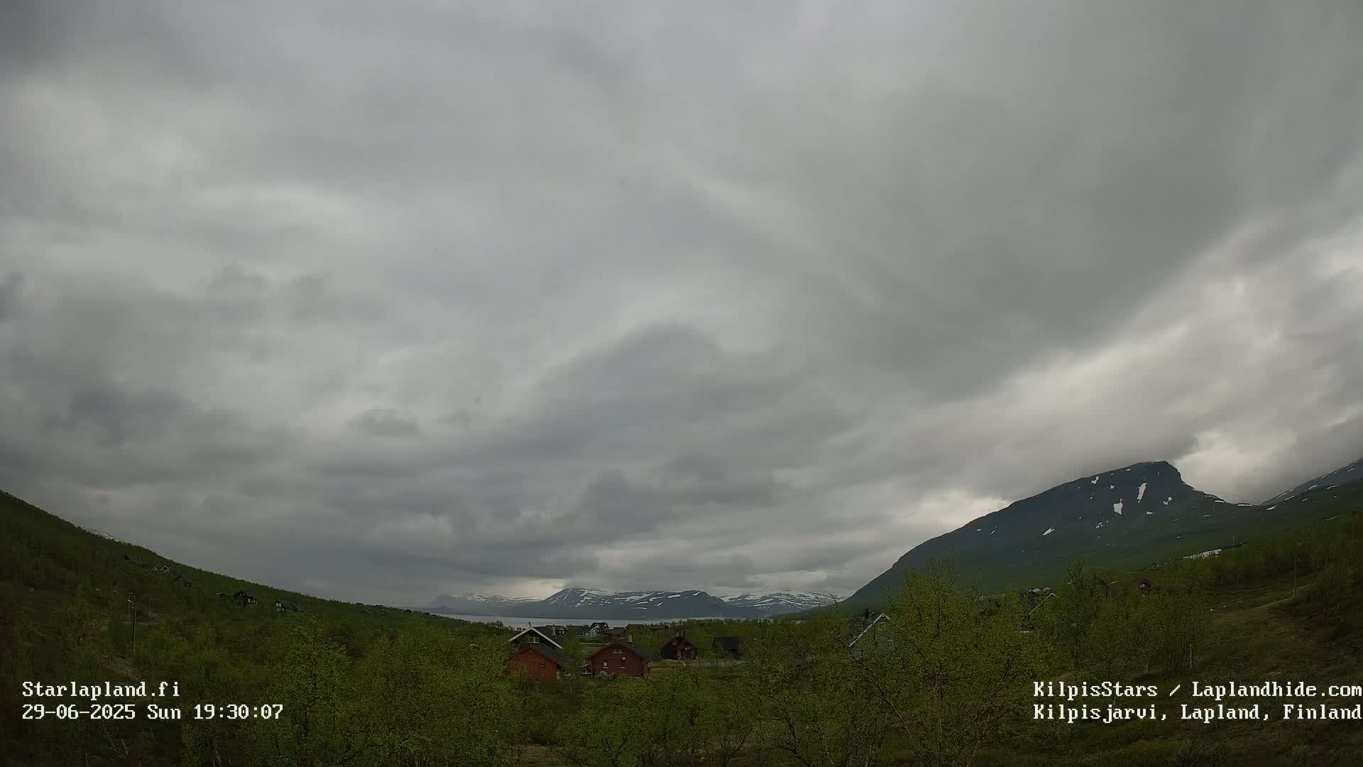 Kilpisjarvi Village , Northern Lights/Aurora Borealis Live Cam - Kilpisjärvi, Enontekiö, Lapland, Finland