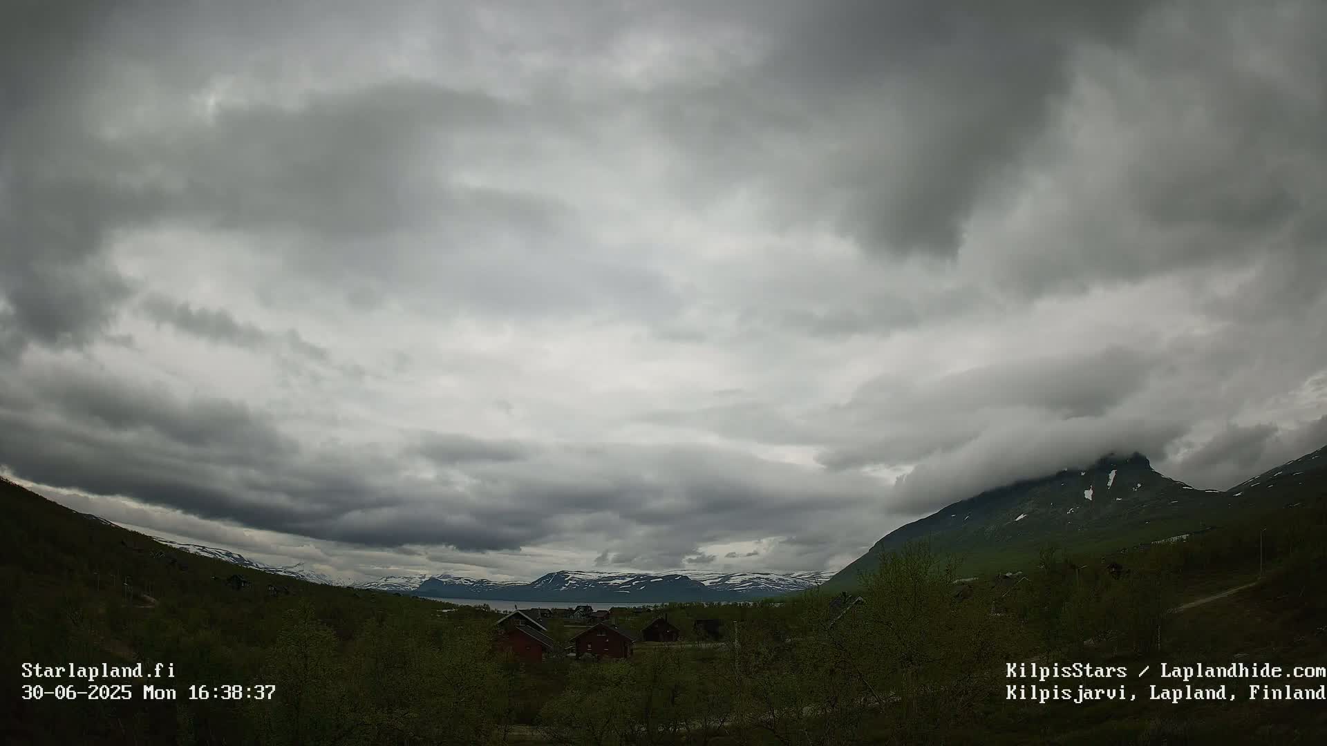 Kilpisjarvi Village , Northern Lights/Aurora Borealis Live Cam - Kilpisjärvi, Enontekiö, Lapland, Finland