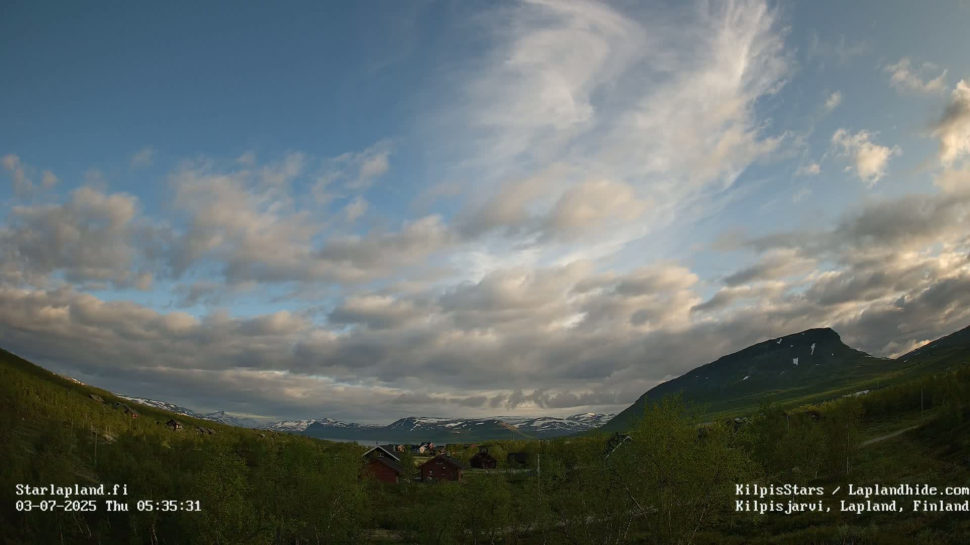Kilpisjarvi Village , Northern Lights/Aurora Borealis Live Cam - Kilpisjärvi, Enontekiö, Lapland, Finland