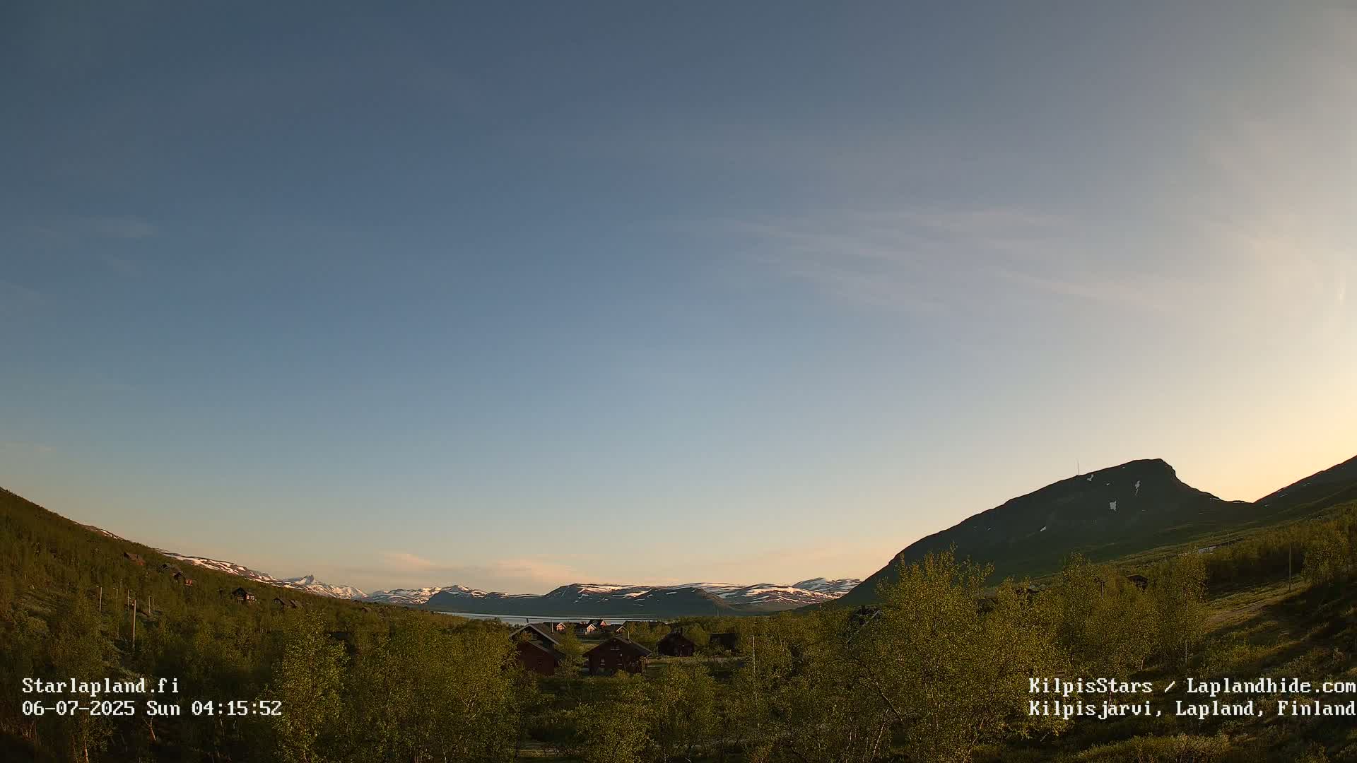 Kilpisjarvi Village , Northern Lights/Aurora Borealis Live Cam - Kilpisjärvi, Enontekiö, Lapland, Finland
