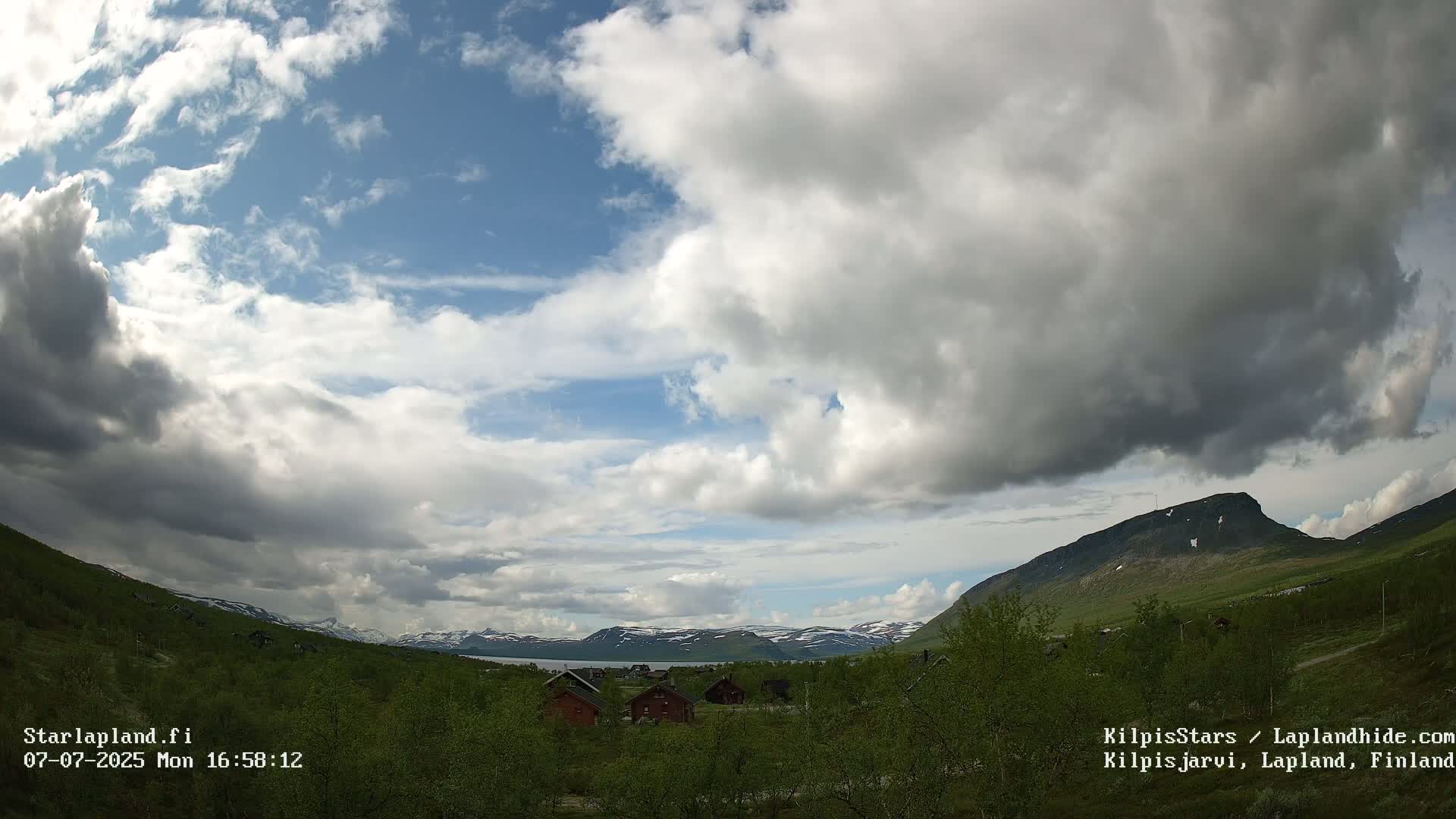 Kilpisjarvi Village , Northern Lights/Aurora Borealis Live Cam - Kilpisjärvi, Enontekiö, Lapland, Finland