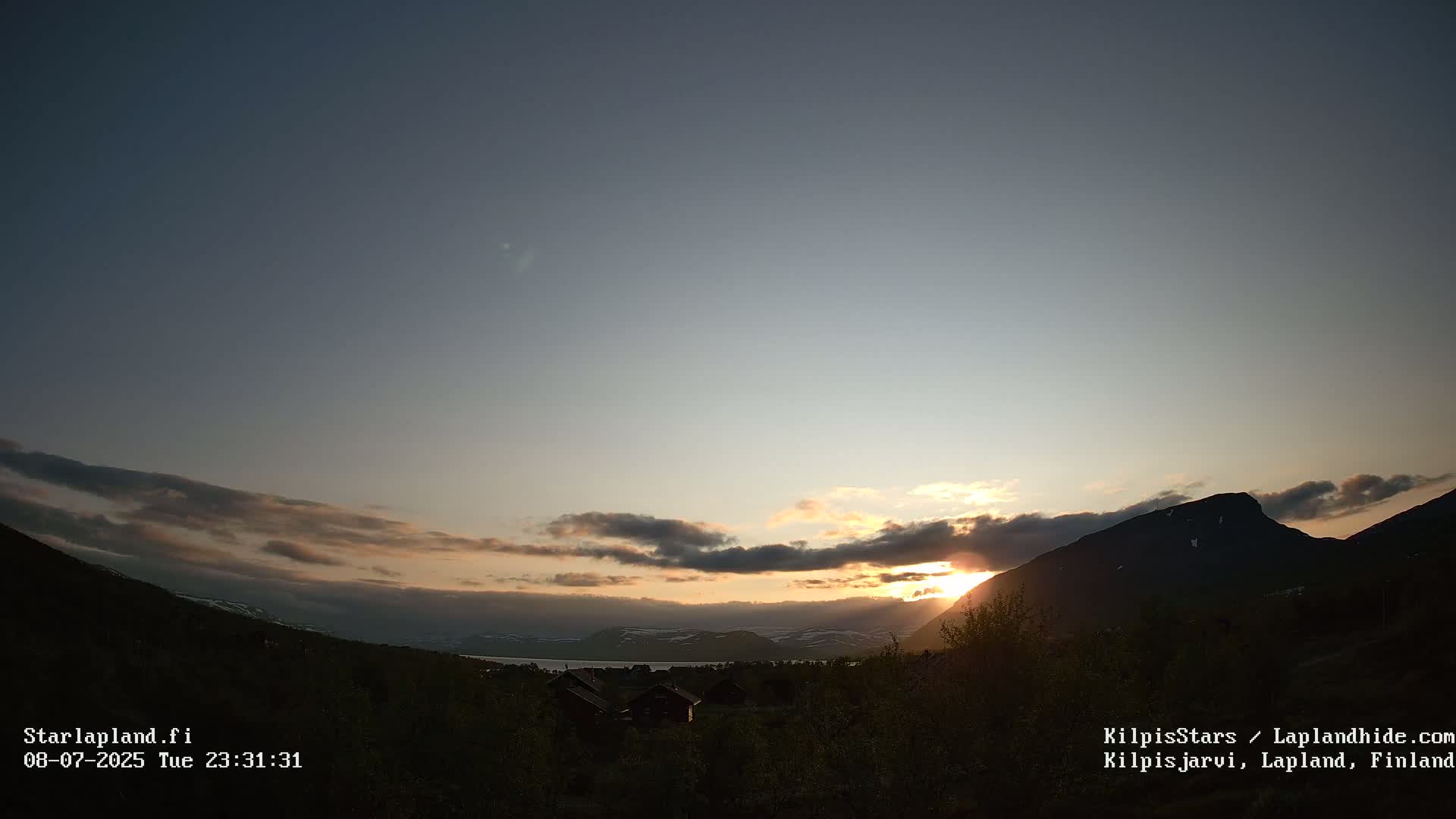 Kilpisjarvi Village , Northern Lights/Aurora Borealis Live Cam - Kilpisjärvi, Enontekiö, Lapland, Finland
