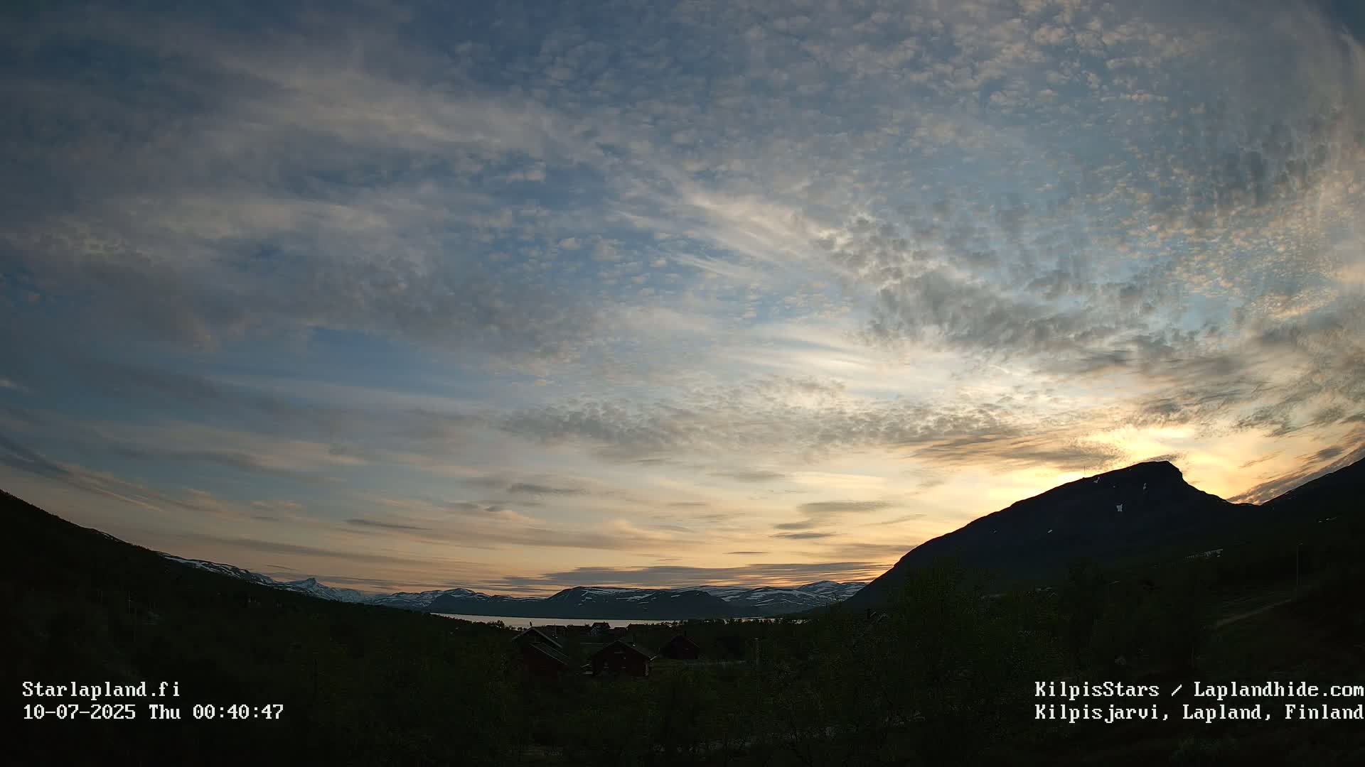 Kilpisjarvi Village , Northern Lights/Aurora Borealis Live Cam - Kilpisjärvi, Enontekiö, Lapland, Finland