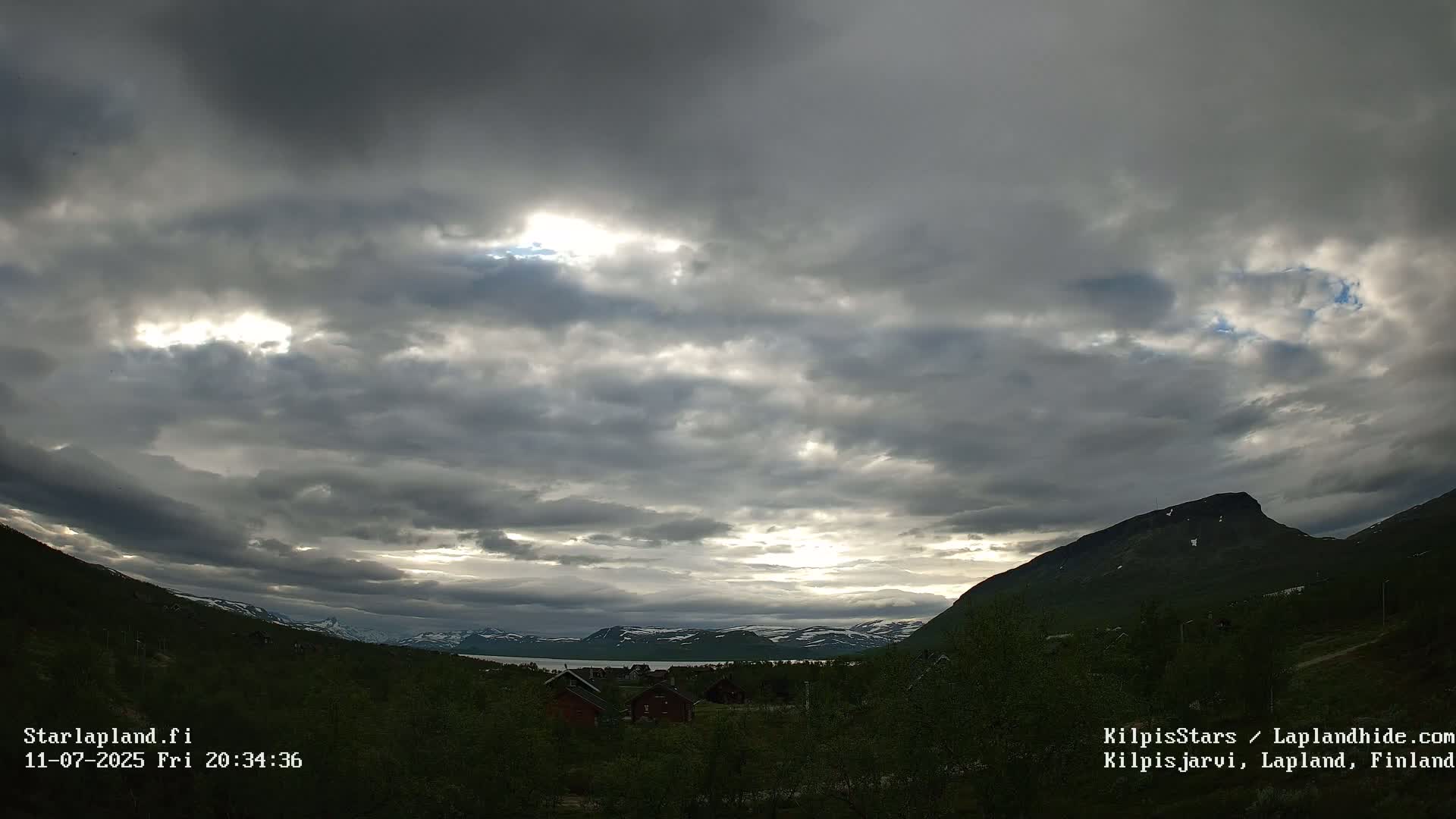 Kilpisjarvi Village , Northern Lights/Aurora Borealis Live Cam - Kilpisjärvi, Enontekiö, Lapland, Finland