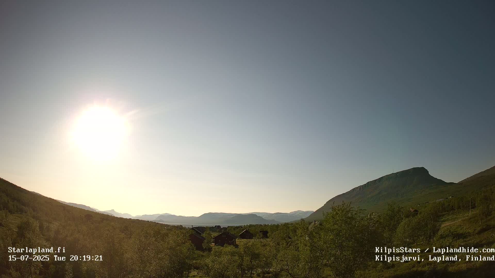 Kilpisjarvi Village , Northern Lights/Aurora Borealis Live Cam - Kilpisjärvi, Enontekiö, Lapland, Finland