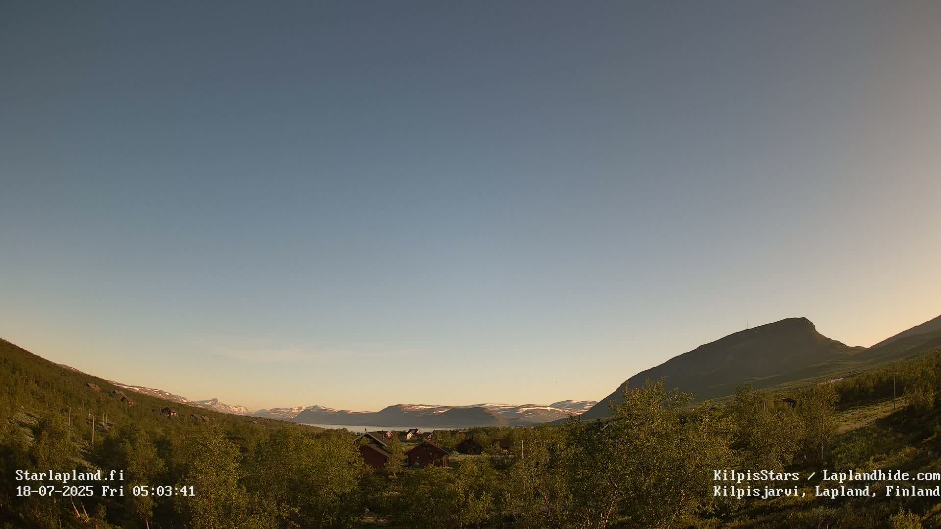 Kilpisjarvi Village , Northern Lights/Aurora Borealis Live Cam - Kilpisjärvi, Enontekiö, Lapland, Finland