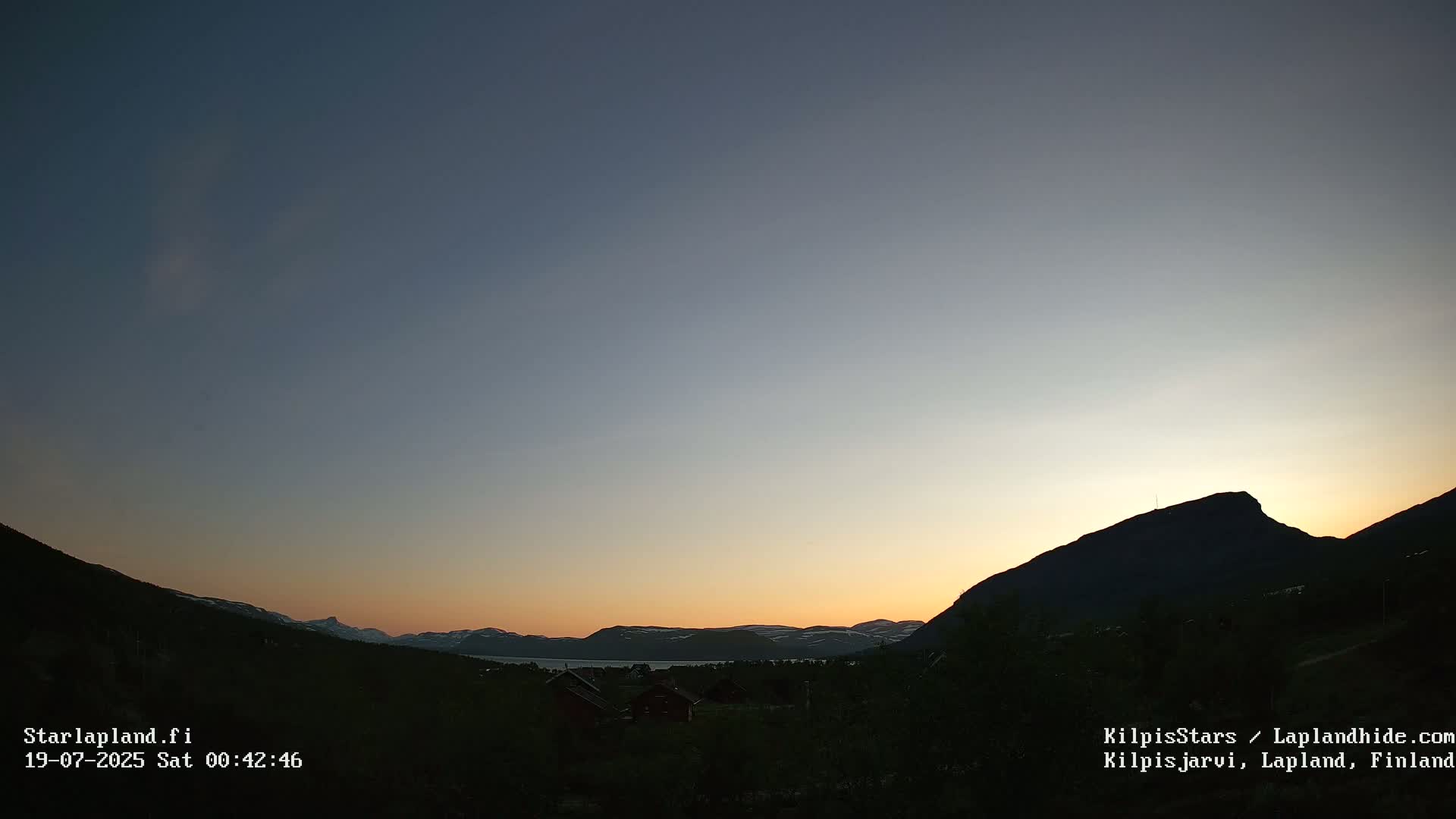Kilpisjarvi Village , Northern Lights/Aurora Borealis Live Cam - Kilpisjärvi, Enontekiö, Lapland, Finland