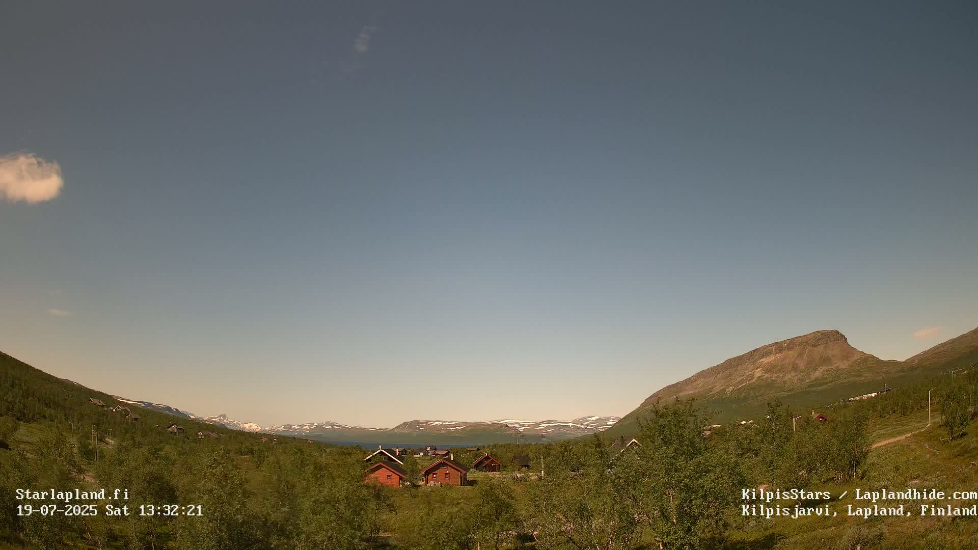 Kilpisjarvi Village , Northern Lights/Aurora Borealis Live Cam - Kilpisjärvi, Enontekiö, Lapland, Finland