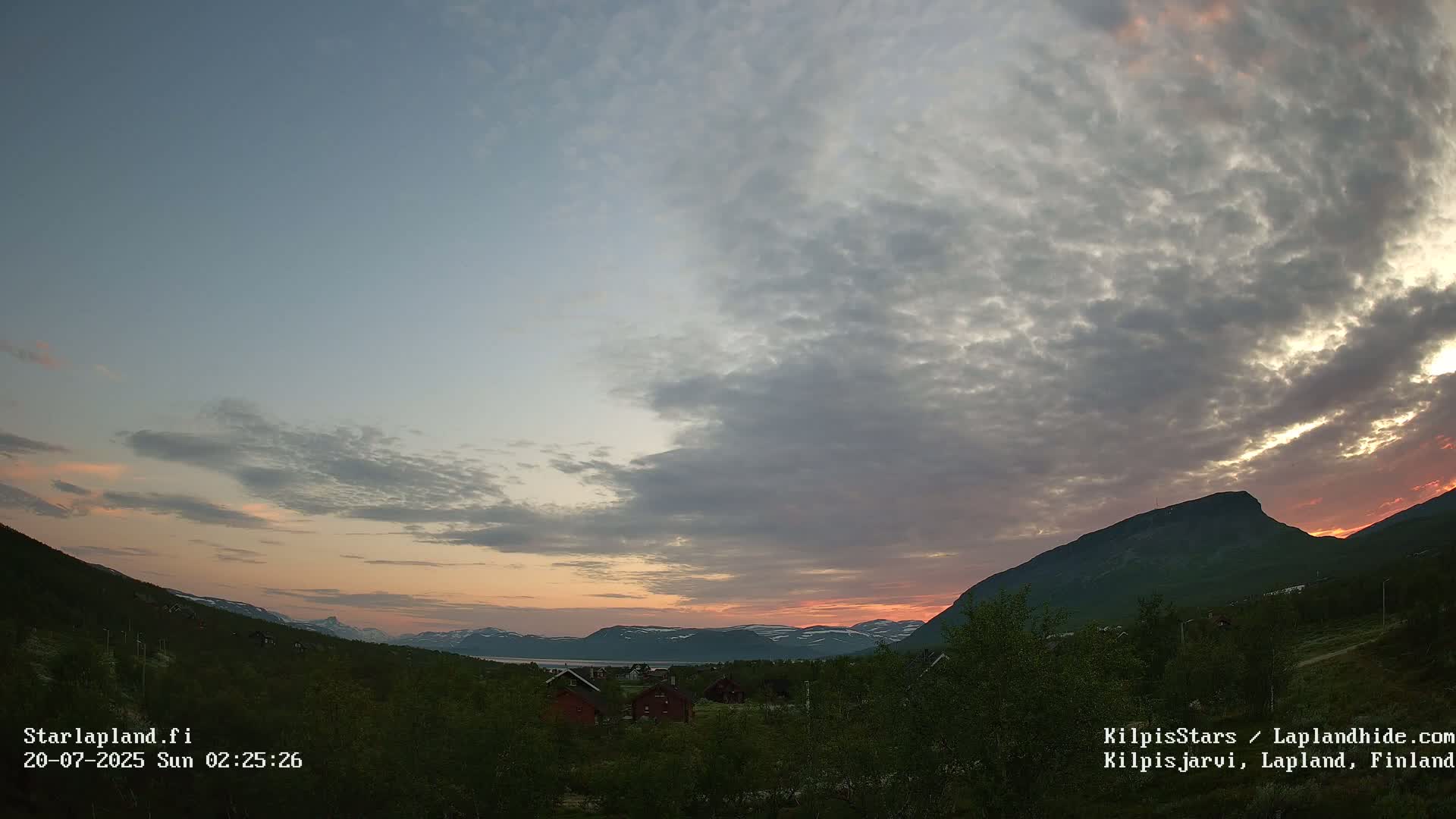 Kilpisjarvi Village , Northern Lights/Aurora Borealis Live Cam - Kilpisjärvi, Enontekiö, Lapland, Finland