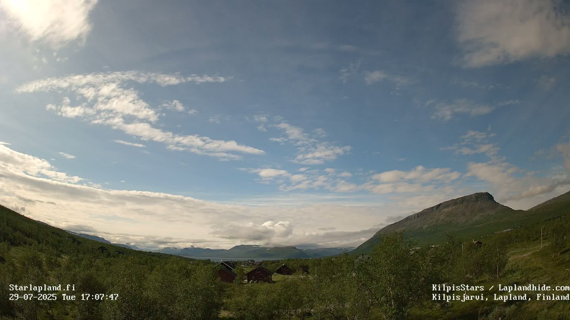 Kilpisjarvi Village , Northern Lights/Aurora Borealis Live Cam - Kilpisjärvi, Enontekiö, Lapland, Finland