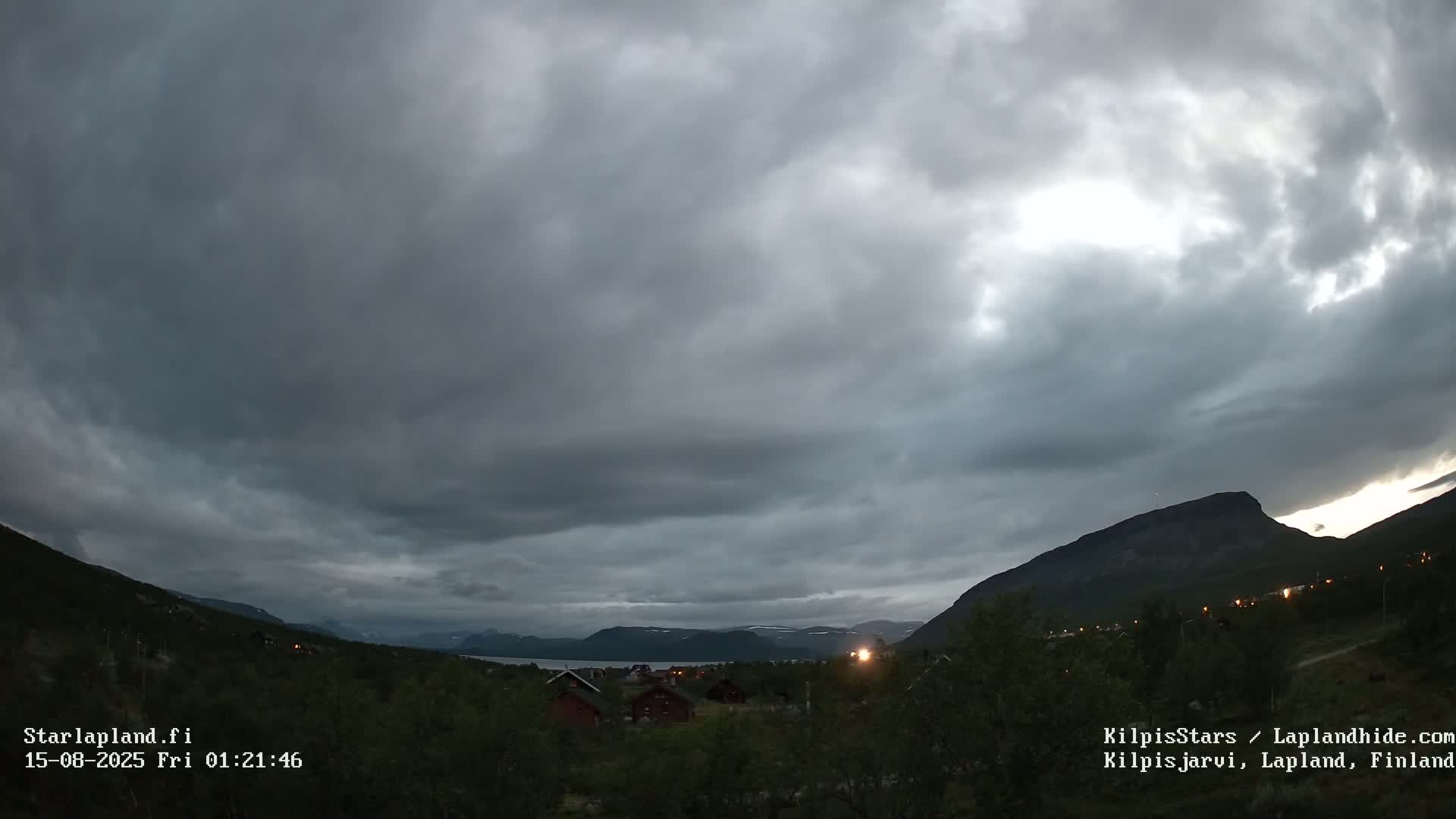 Kilpisjarvi Village , Northern Lights/Aurora Borealis Live Cam - Kilpisjärvi, Enontekiö, Lapland, Finland
