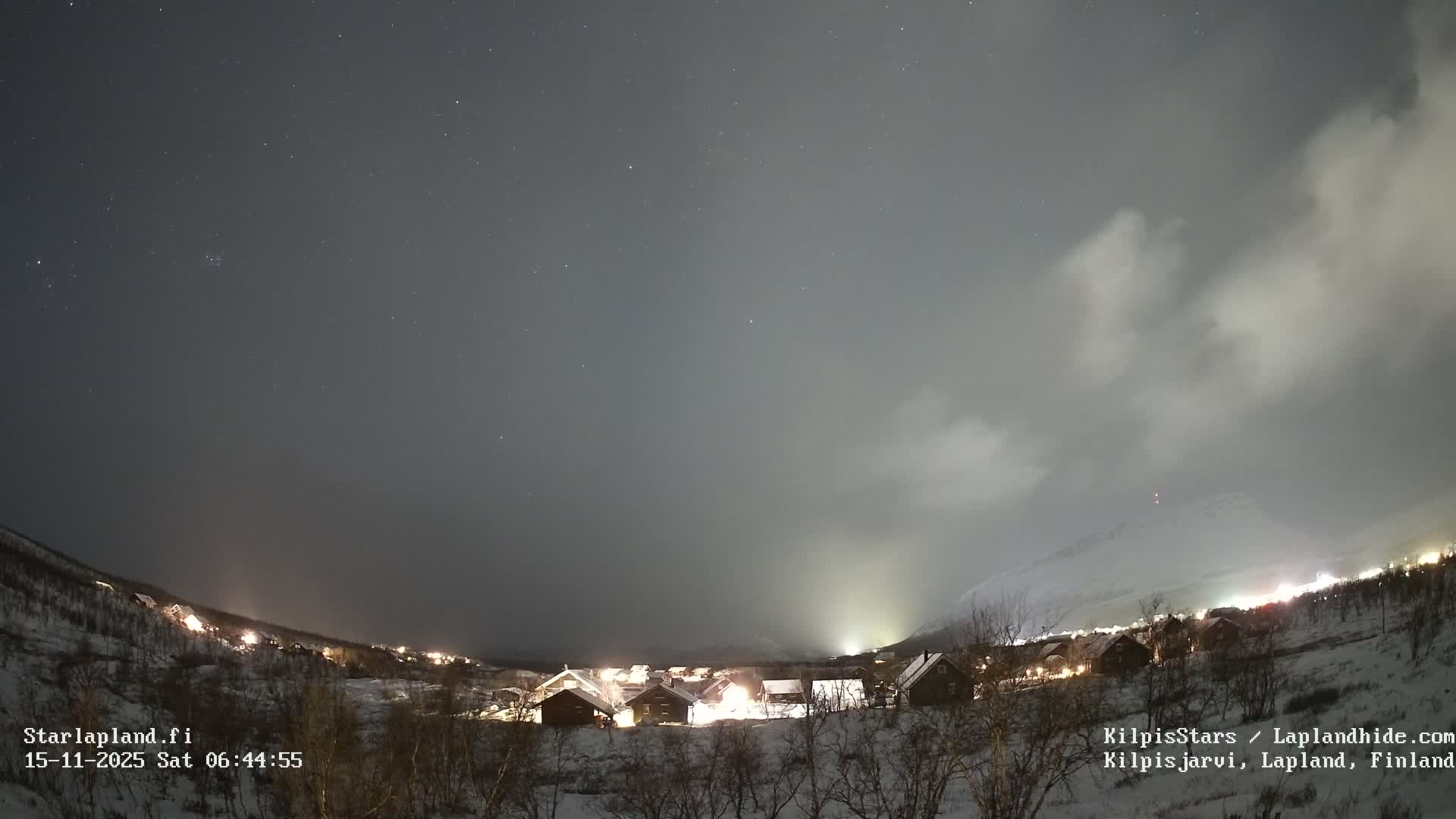 Kilpisjarvi Village , Northern Lights/Aurora Borealis Live Cam - Kilpisjärvi, Enontekiö, Lapland, Finland
