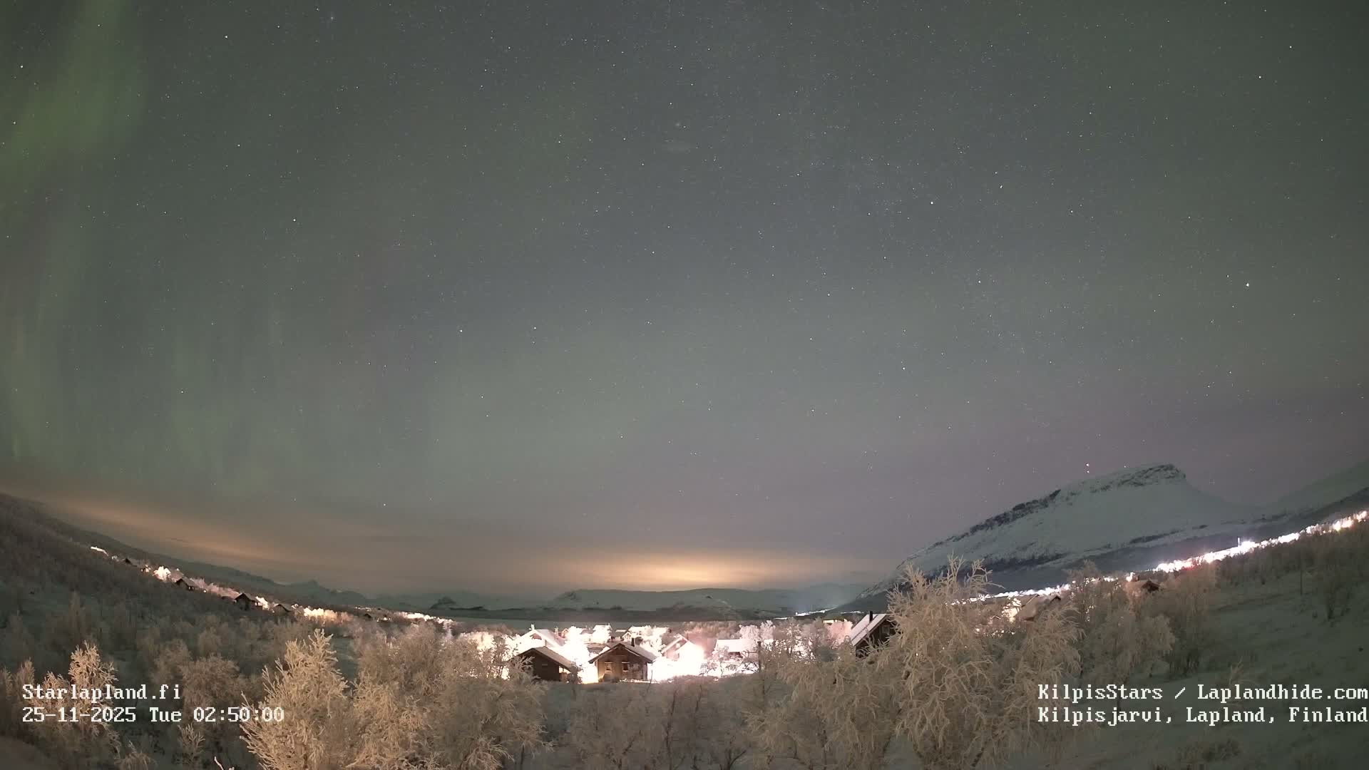 Kilpisjarvi Village , Northern Lights/Aurora Borealis Live Cam - Kilpisjärvi, Enontekiö, Lapland, Finland