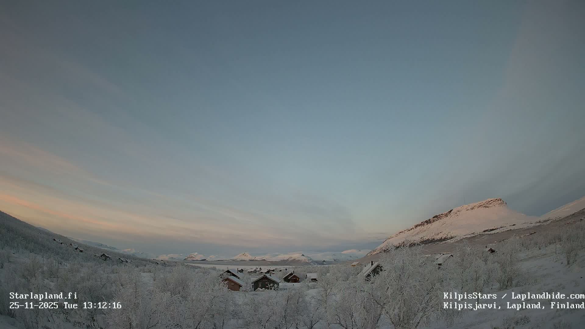 Kilpisjarvi Village , Northern Lights/Aurora Borealis Live Cam - Kilpisjärvi, Enontekiö, Lapland, Finland