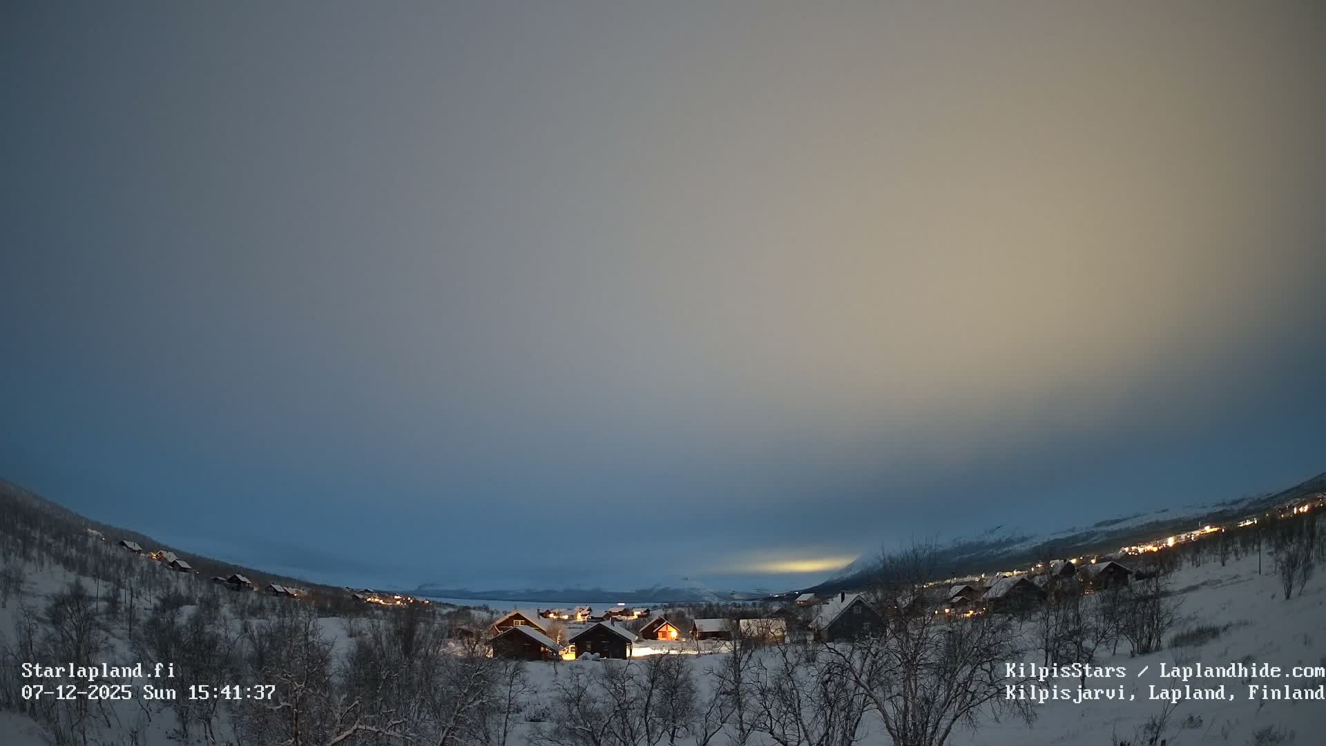 Kilpisjarvi Village , Northern Lights/Aurora Borealis Live Cam - Kilpisjärvi, Enontekiö, Lapland, Finland