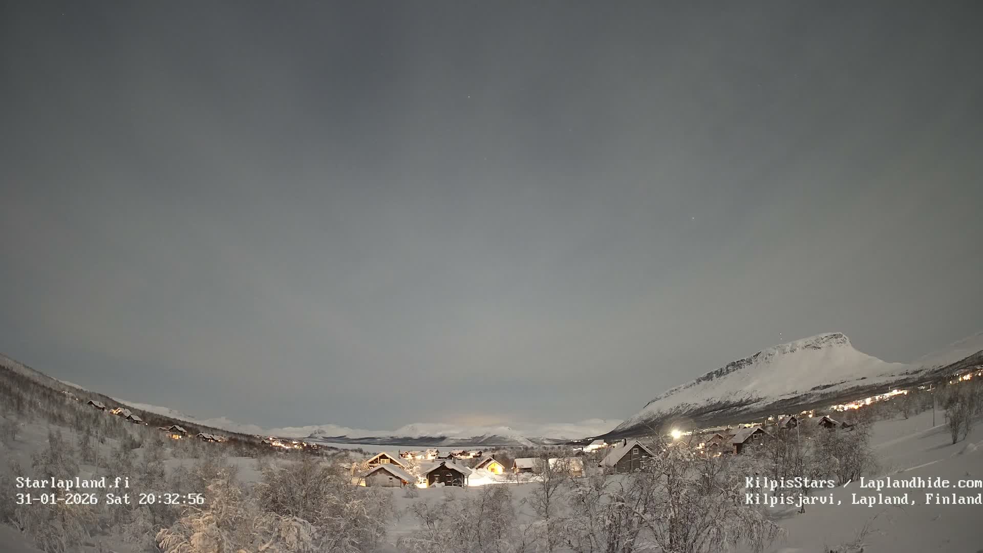 Kilpisjarvi Village , Northern Lights/Aurora Borealis Live Cam - Kilpisjärvi, Enontekiö, Lapland, Finland