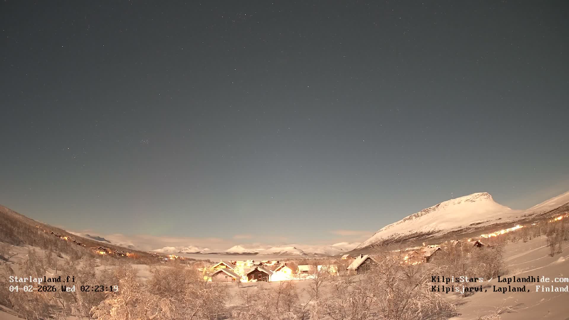 Kilpisjarvi Village , Northern Lights/Aurora Borealis Live Cam - Kilpisjärvi, Enontekiö, Lapland, Finland