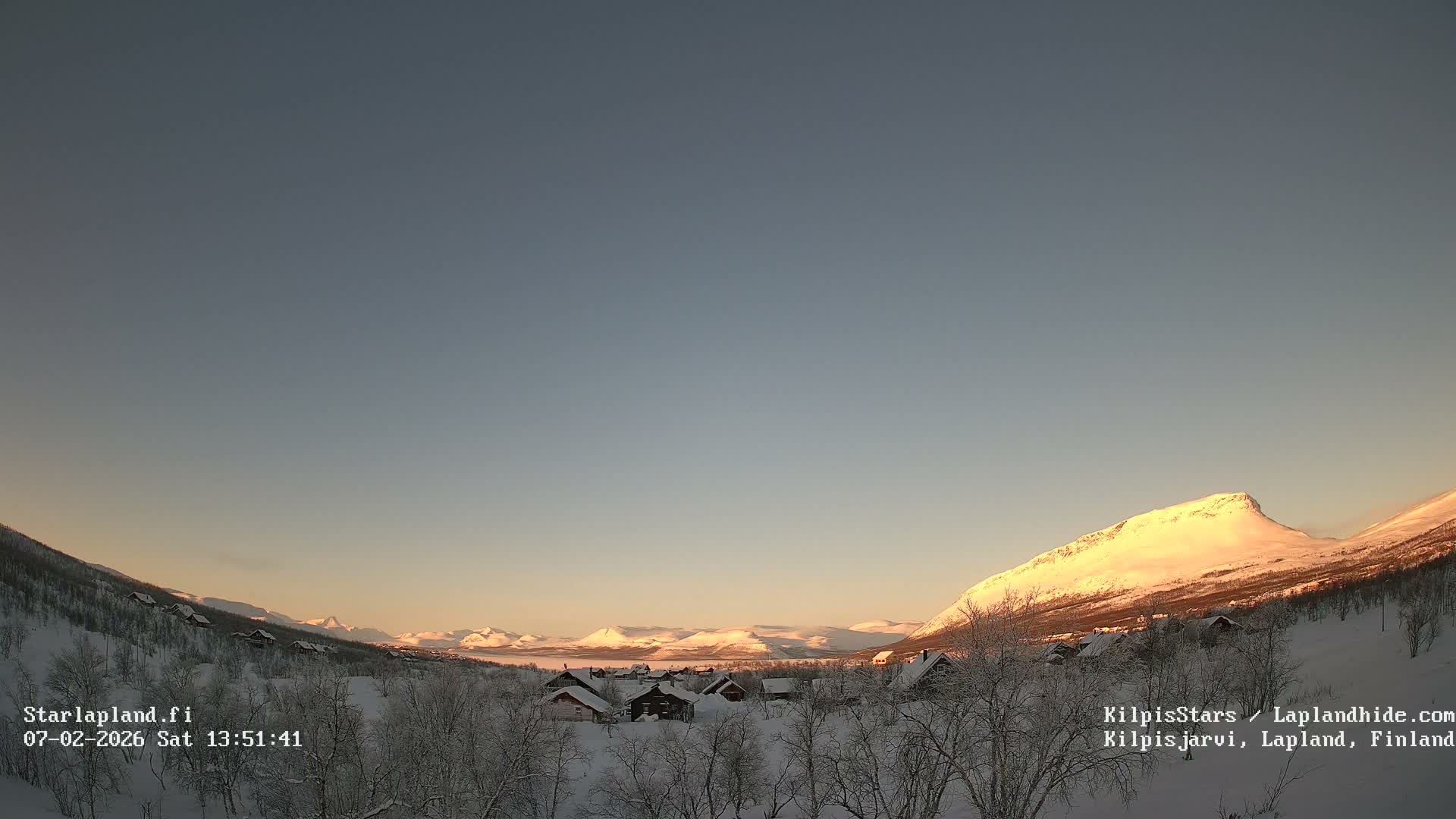 Kilpisjarvi Village , Northern Lights/Aurora Borealis Live Cam - Kilpisjärvi, Enontekiö, Lapland, Finland