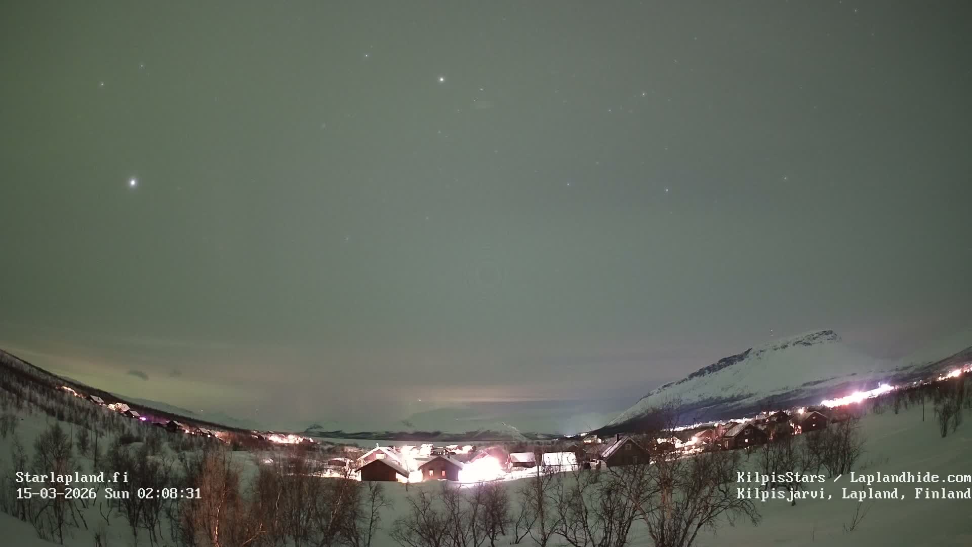 Kilpisjarvi Village , Northern Lights/Aurora Borealis Live Cam - Kilpisjärvi, Enontekiö, Lapland, Finland